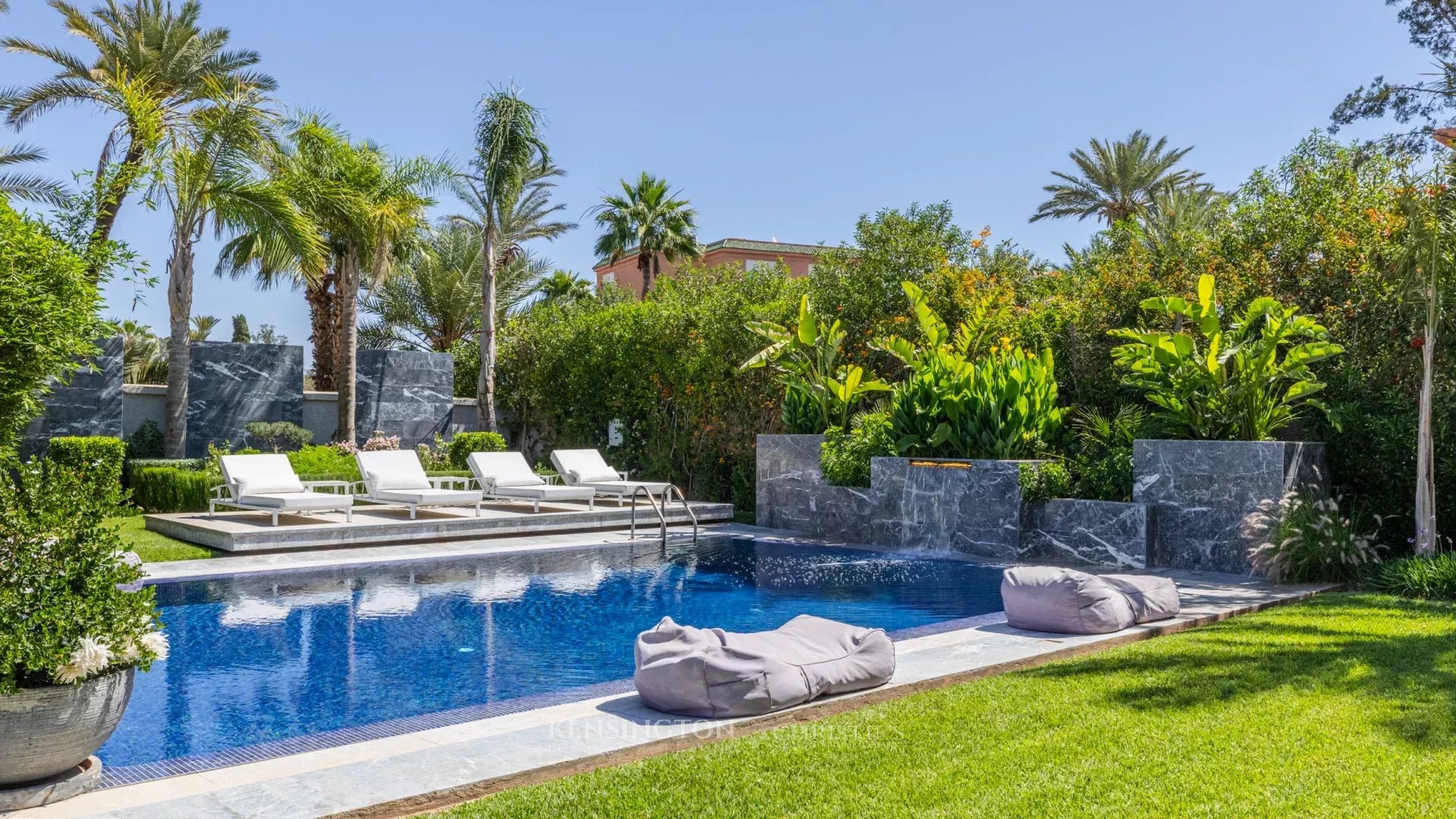 4 Bedroom Villa/Townhouse's Image 6