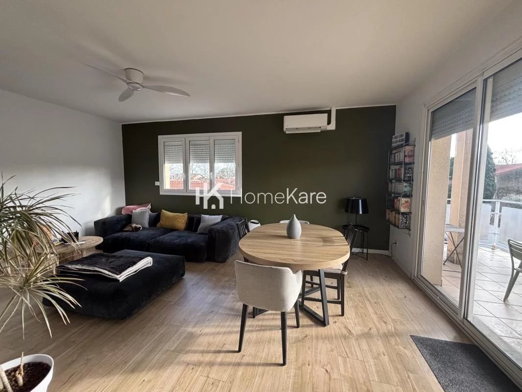 UN T3 COSY, ENTIEREMENT RENOVE !