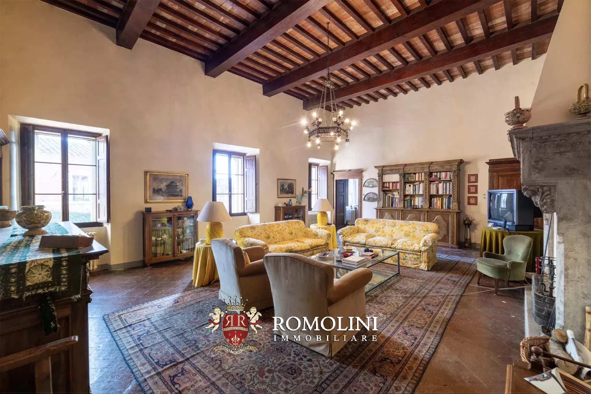 70 Bedroom Chateau's Image 23