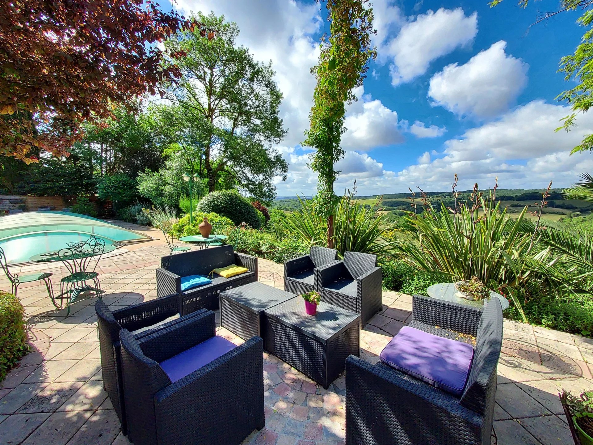 Agence immobilière de 