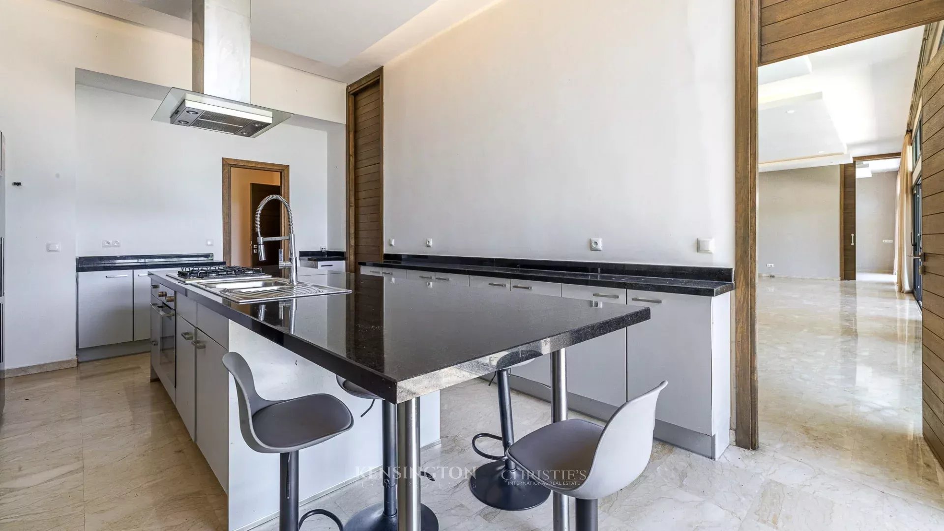 4 Bedroom Villa/Townhouse's Image 31