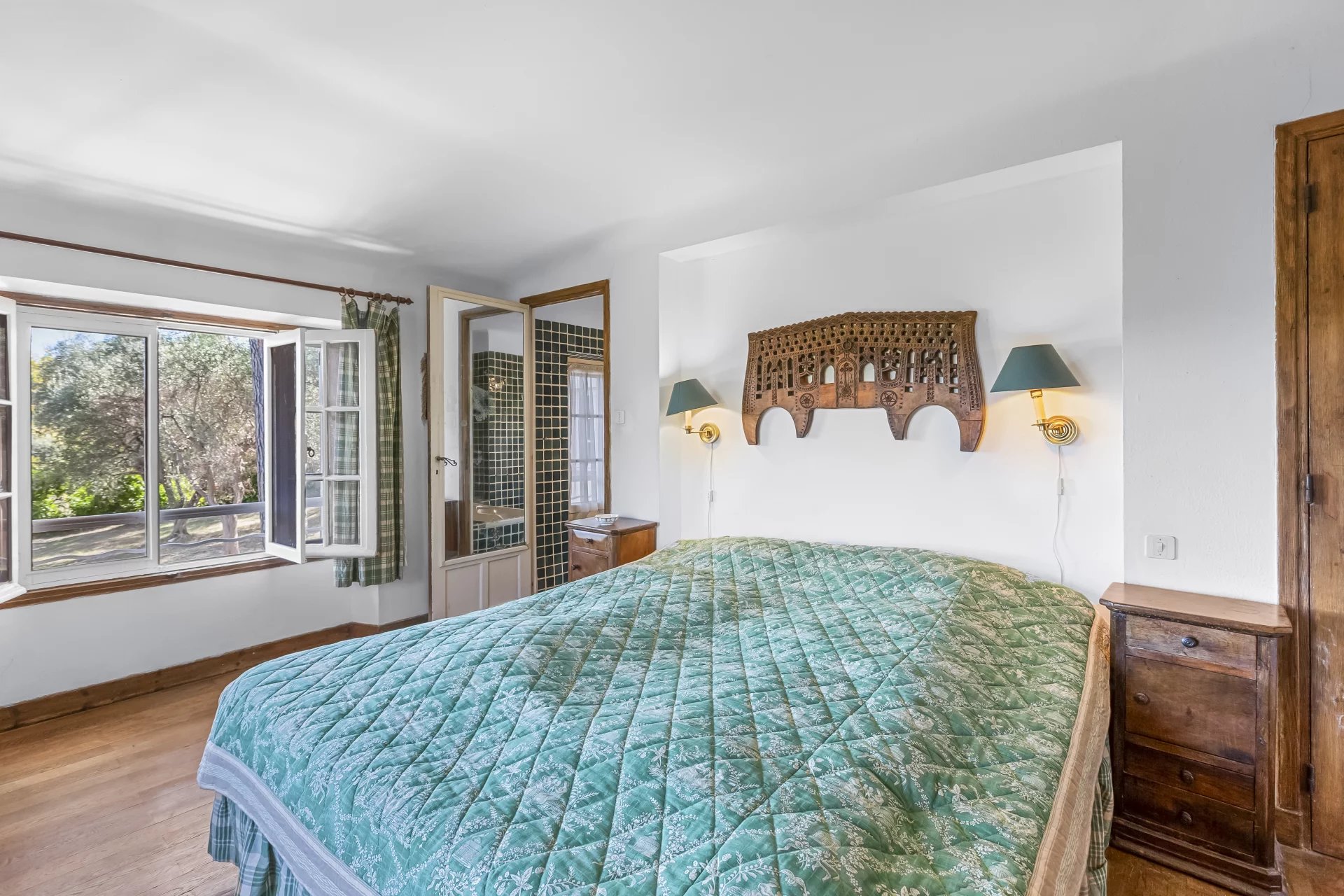 Beautiful house with swimming pool and large grounds - Grasse St Jacques Beautiful house with swimming pool and large grounds - Grasse St Jacques