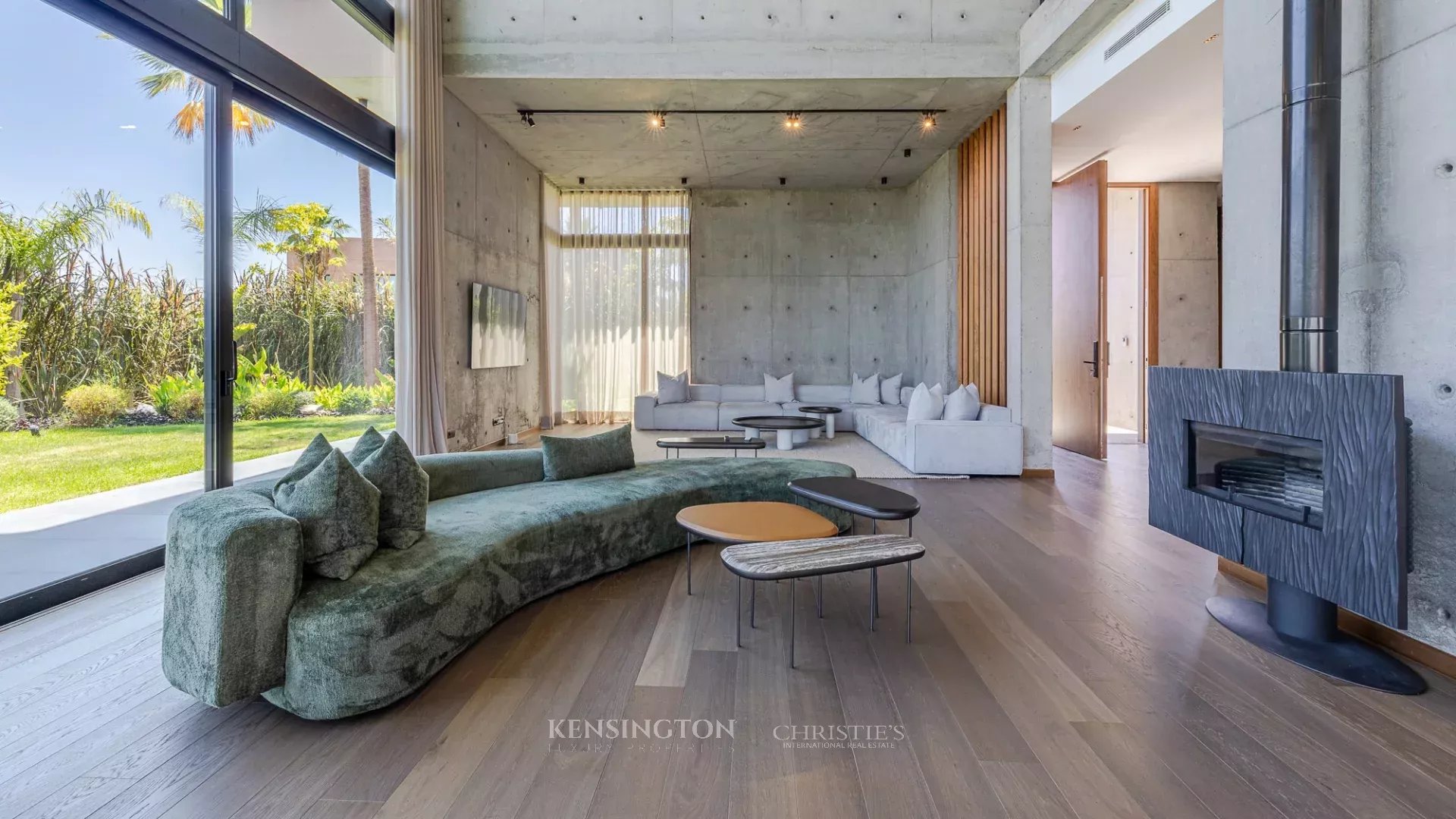5 Bedroom Villa/Townhouse's Image 13