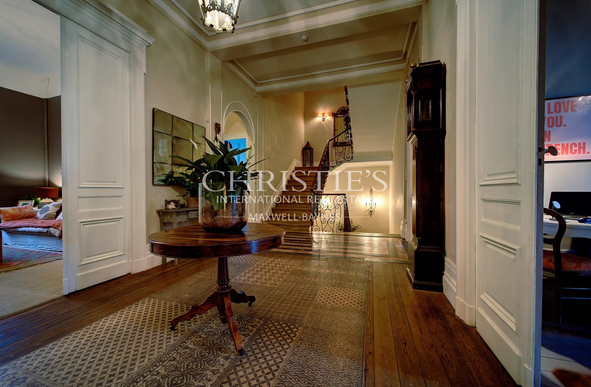 10 Bedroom Villa/Townhouse's Image 8
