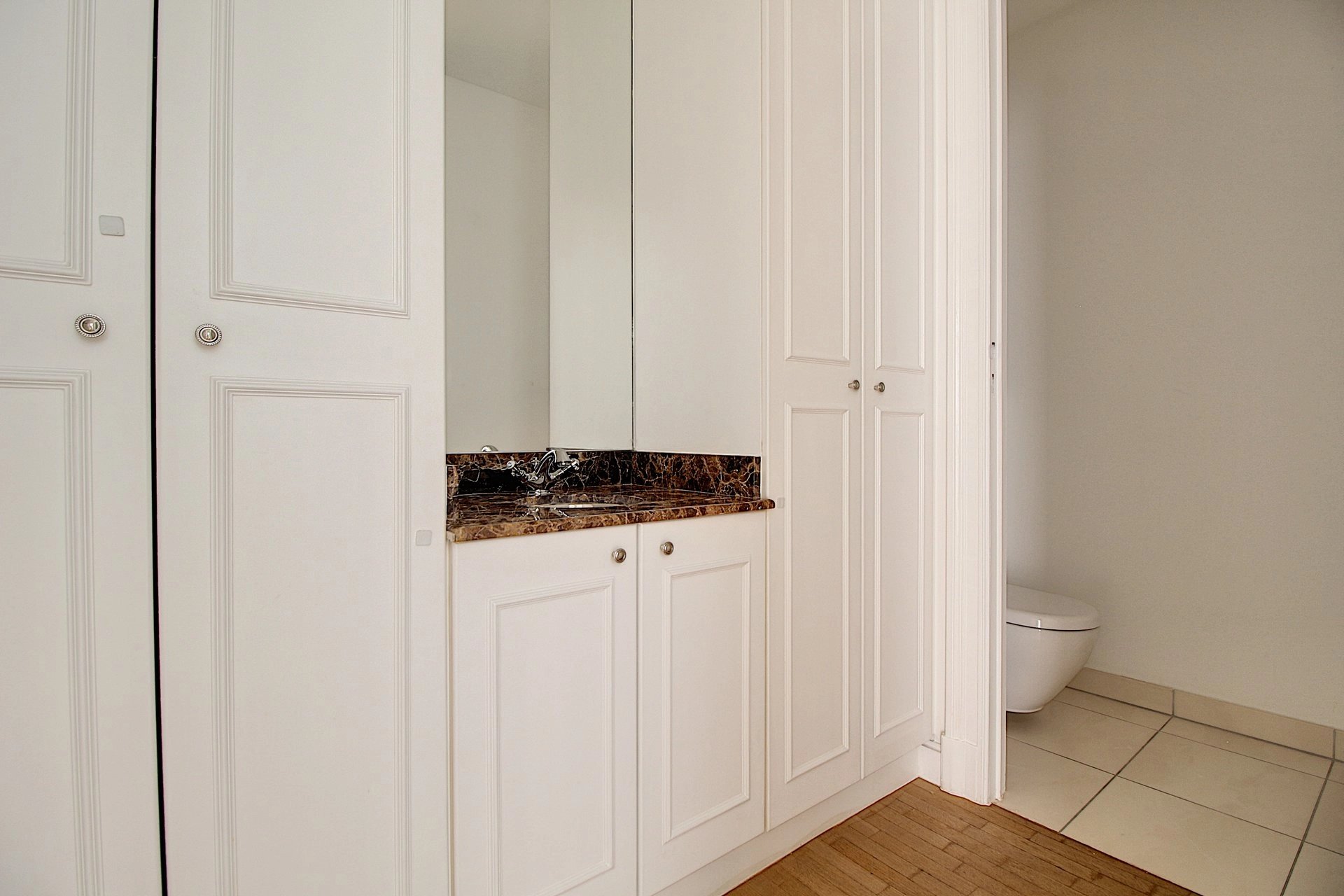 Cinquantenaire - Appartement 3 chambres