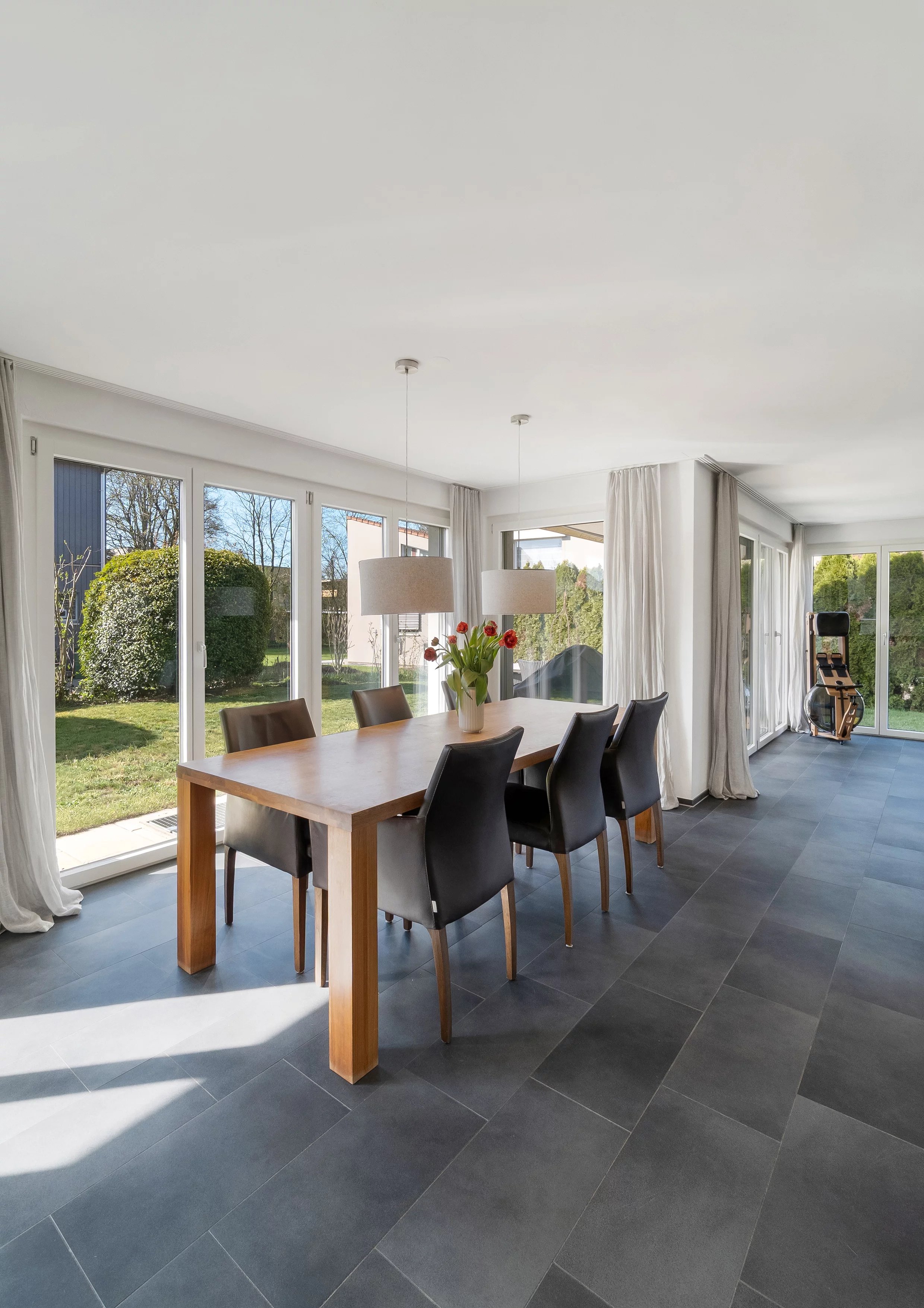 Detached family home in an idyllic, quiet location