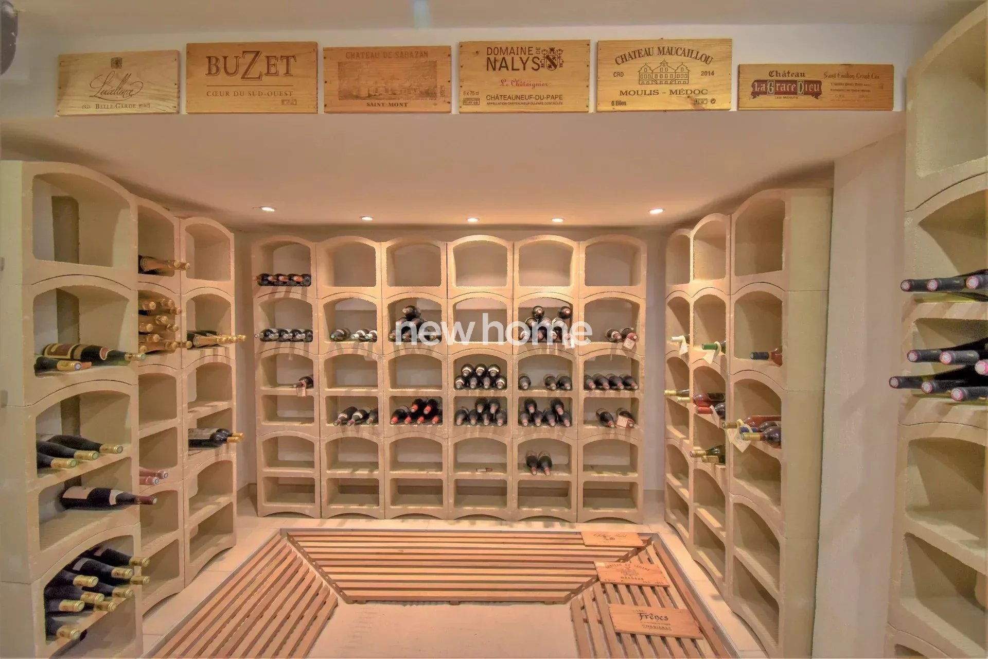 Magnifique villa de 220 m² avec tout le confort moderne à pied du village de Lorgues