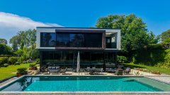 New modern villa on the West side of a prestigious residential estate — photo 2 of 7