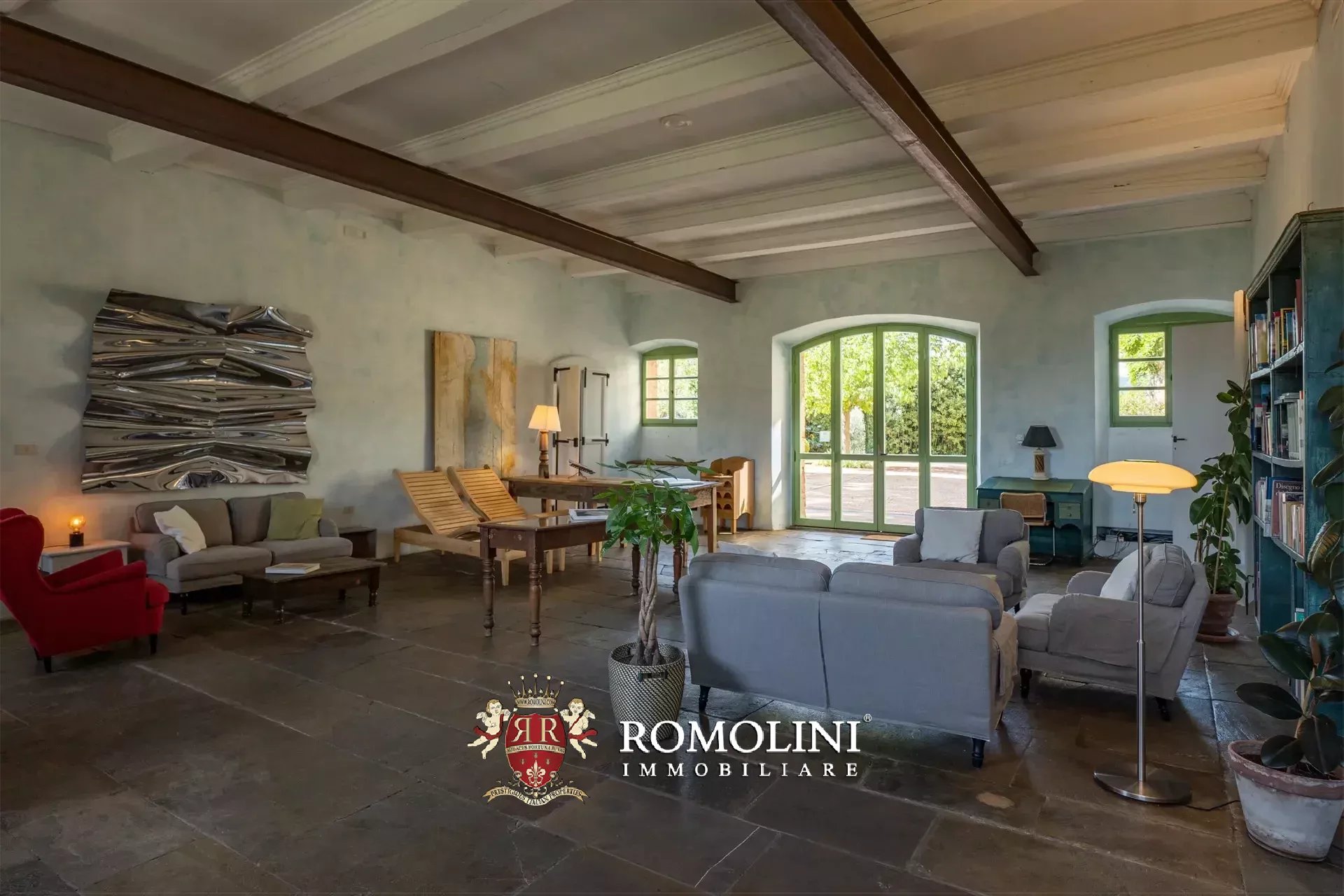 10 Bedroom Villa/Townhouse's Image 49