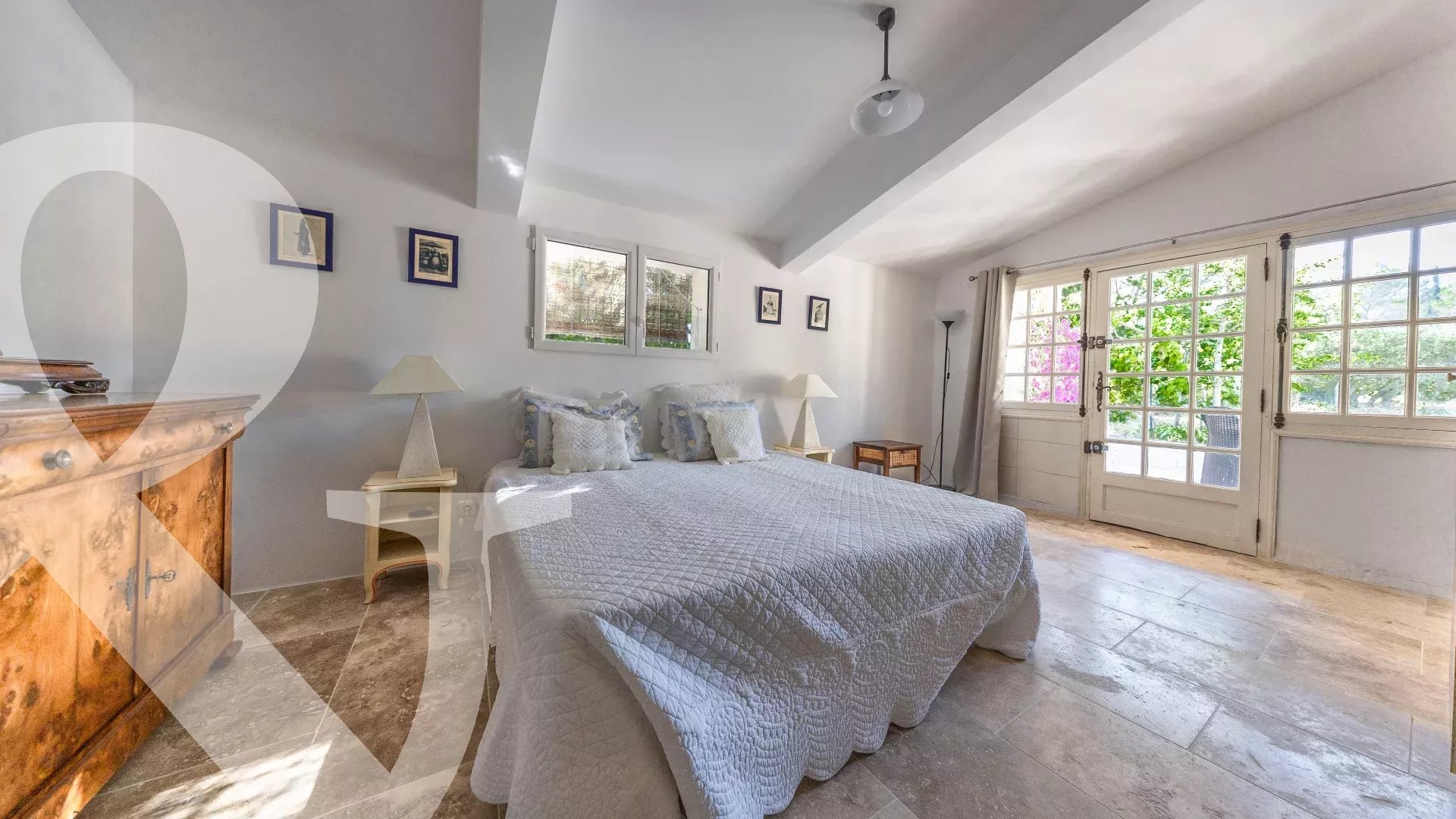 MAISON DE PLAIN PIED EN CAMPAGNE