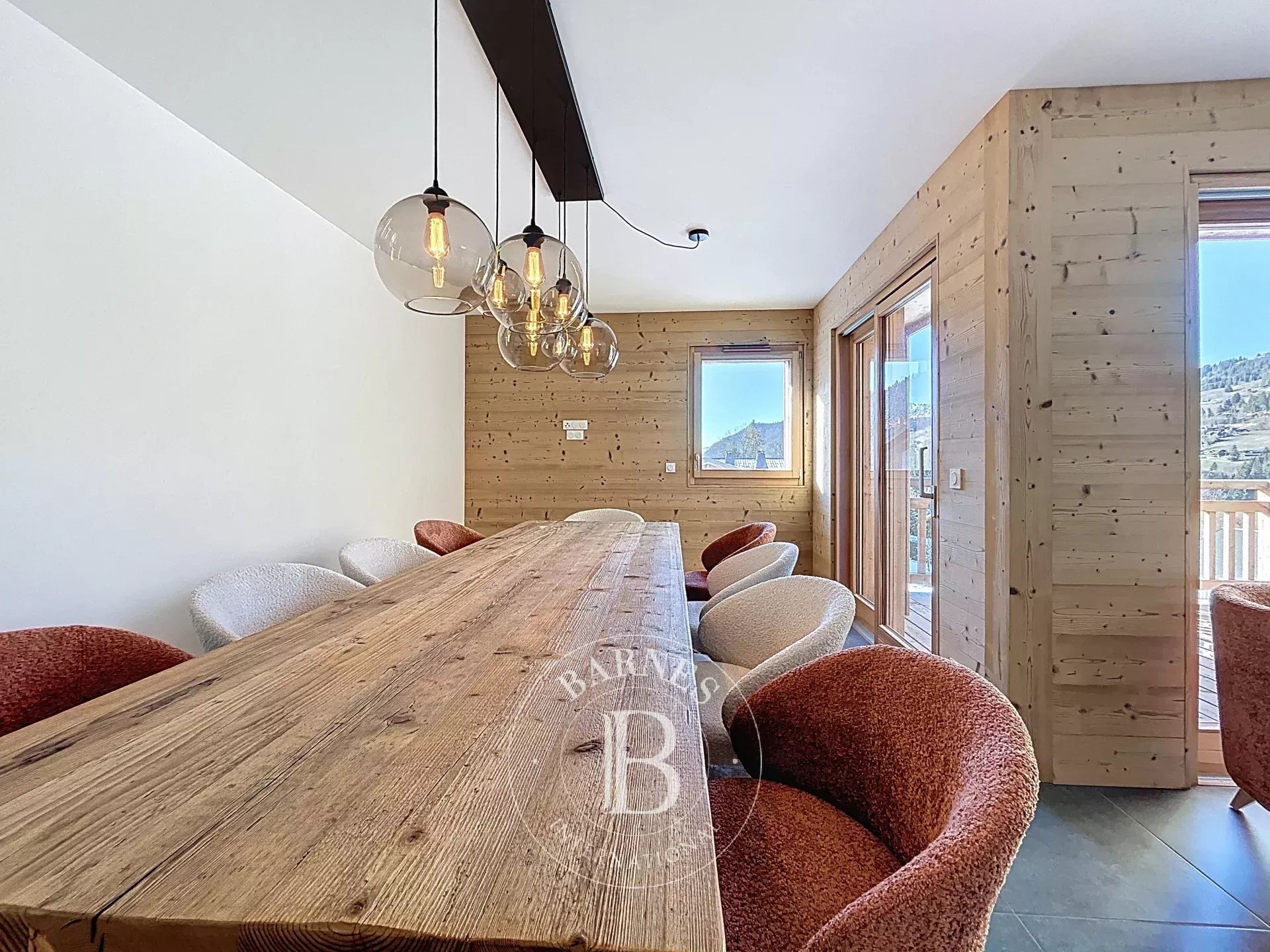 Photo of Les Gets – Spacious Family T6 Duplex – Direct Ski Access – Open Mountain Views