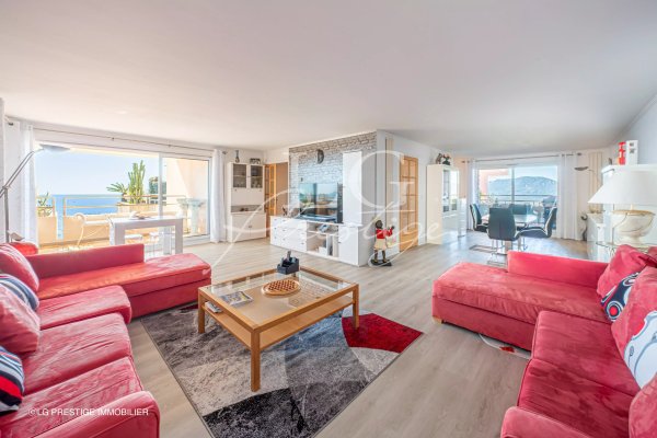 Apartment 4 Rooms with Panoramic Sea View Mandelieu — photo 4