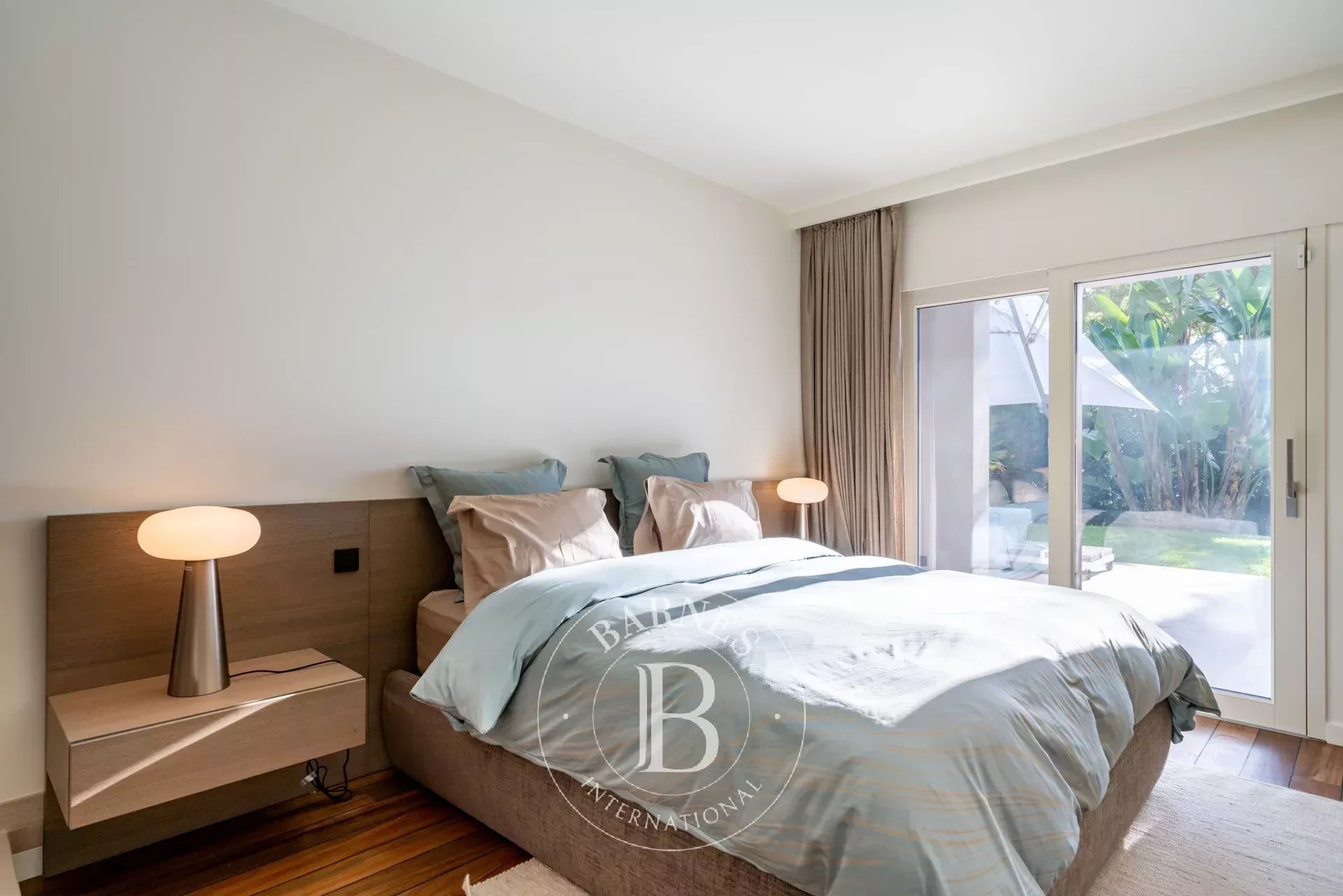 SAINT-JEAN-CAP-FERRAT - VILLA RENOVÉE A NEUF - PROCHE DU GRAND HÔTEL - picture 29