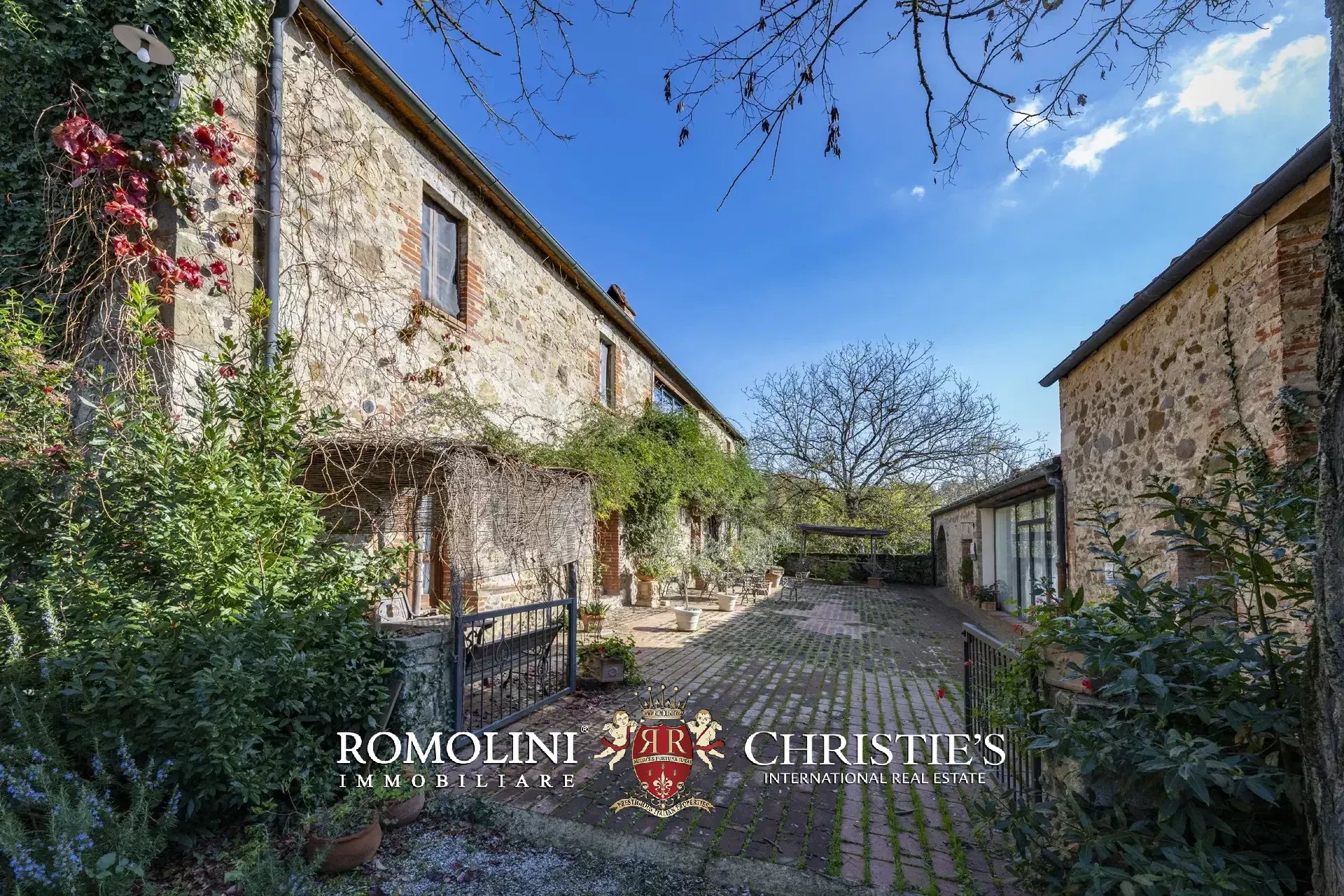 9 Bedroom Horse Property's Image 65