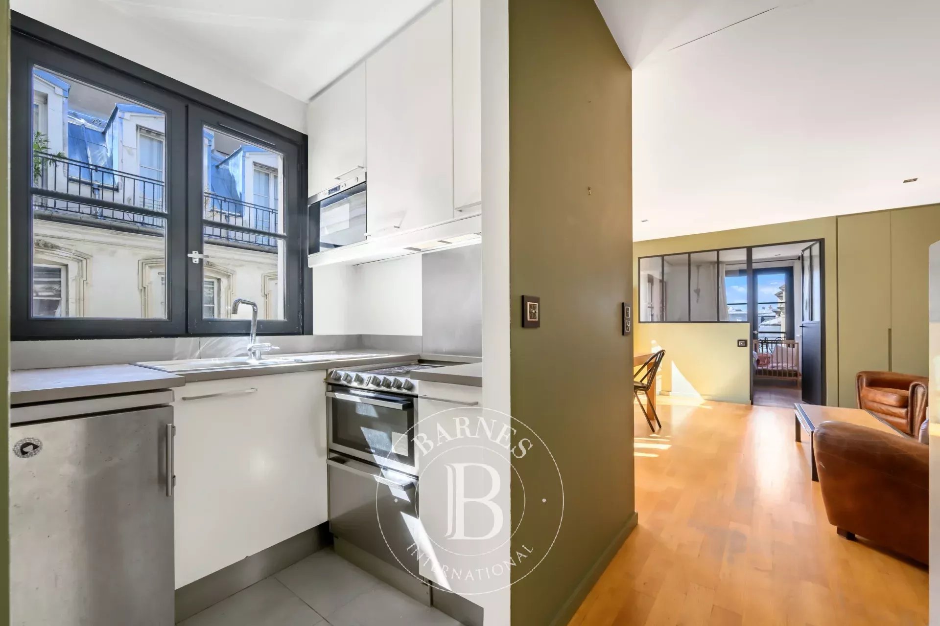 Daire Paris 3ème - picture 8