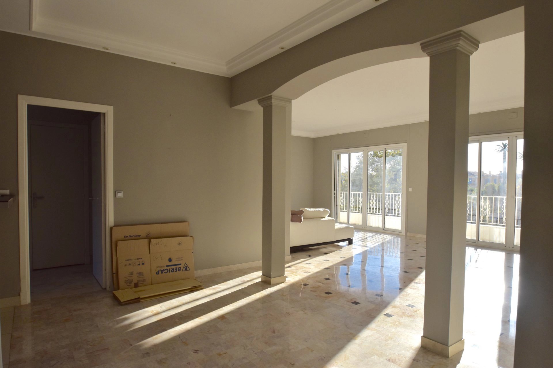 Nice Ouest - 3 Pièces  - Terrasse Vue Mer - 430 000 Euros