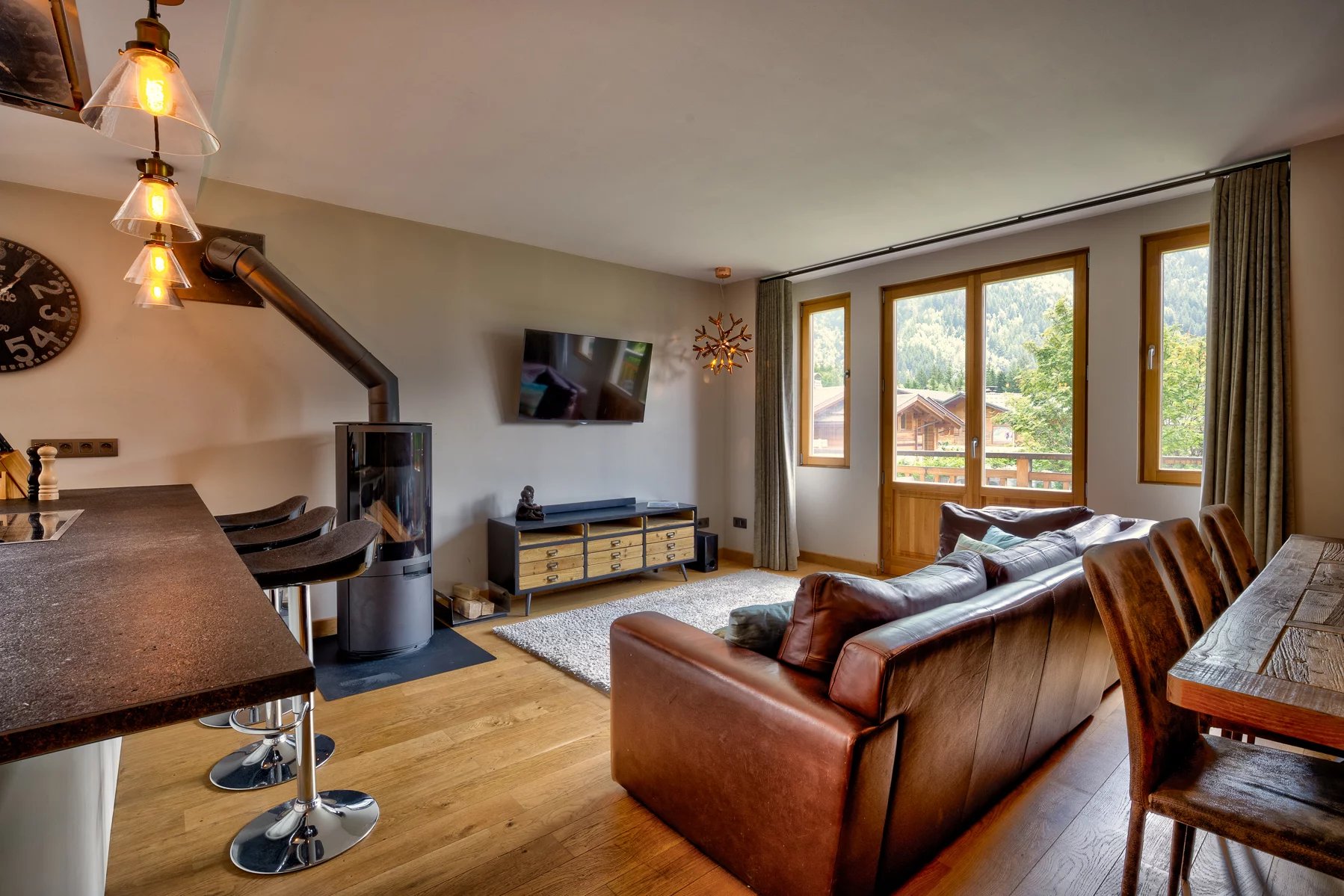 CHAMONIX - A stylish 3-bedroom apartment by the Flégère lift Accommodation in Chamonix