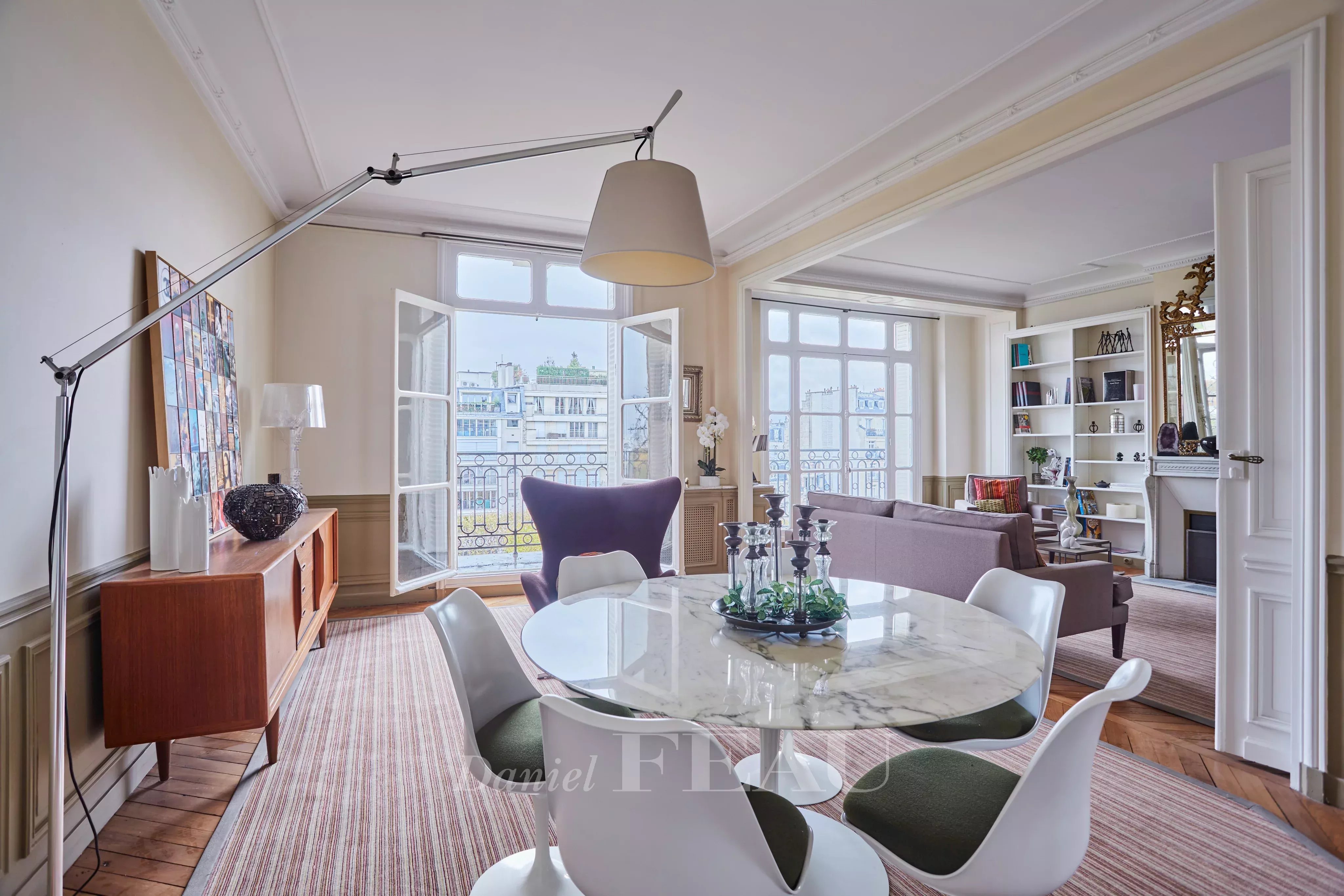 Location Appartement Paris 7ème