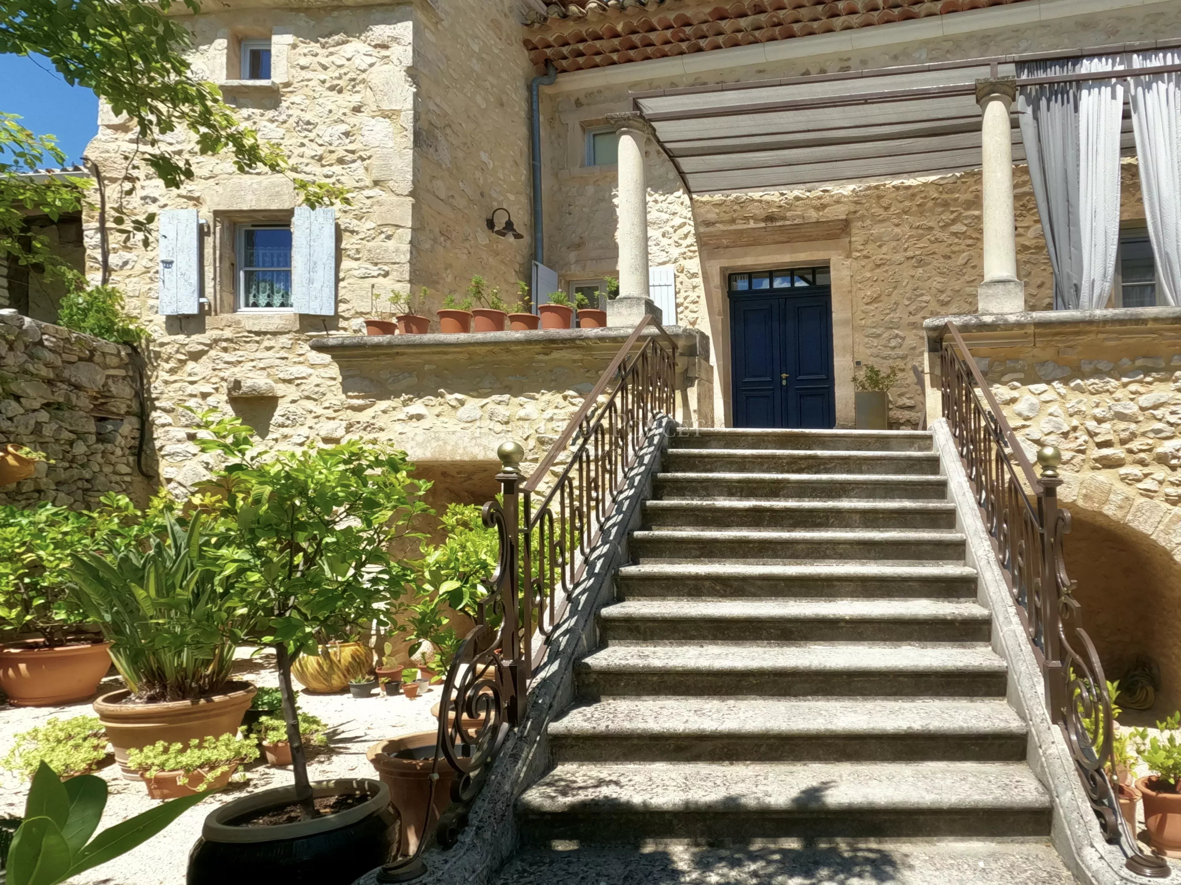 Agence immobilière de Poncet & Poncet