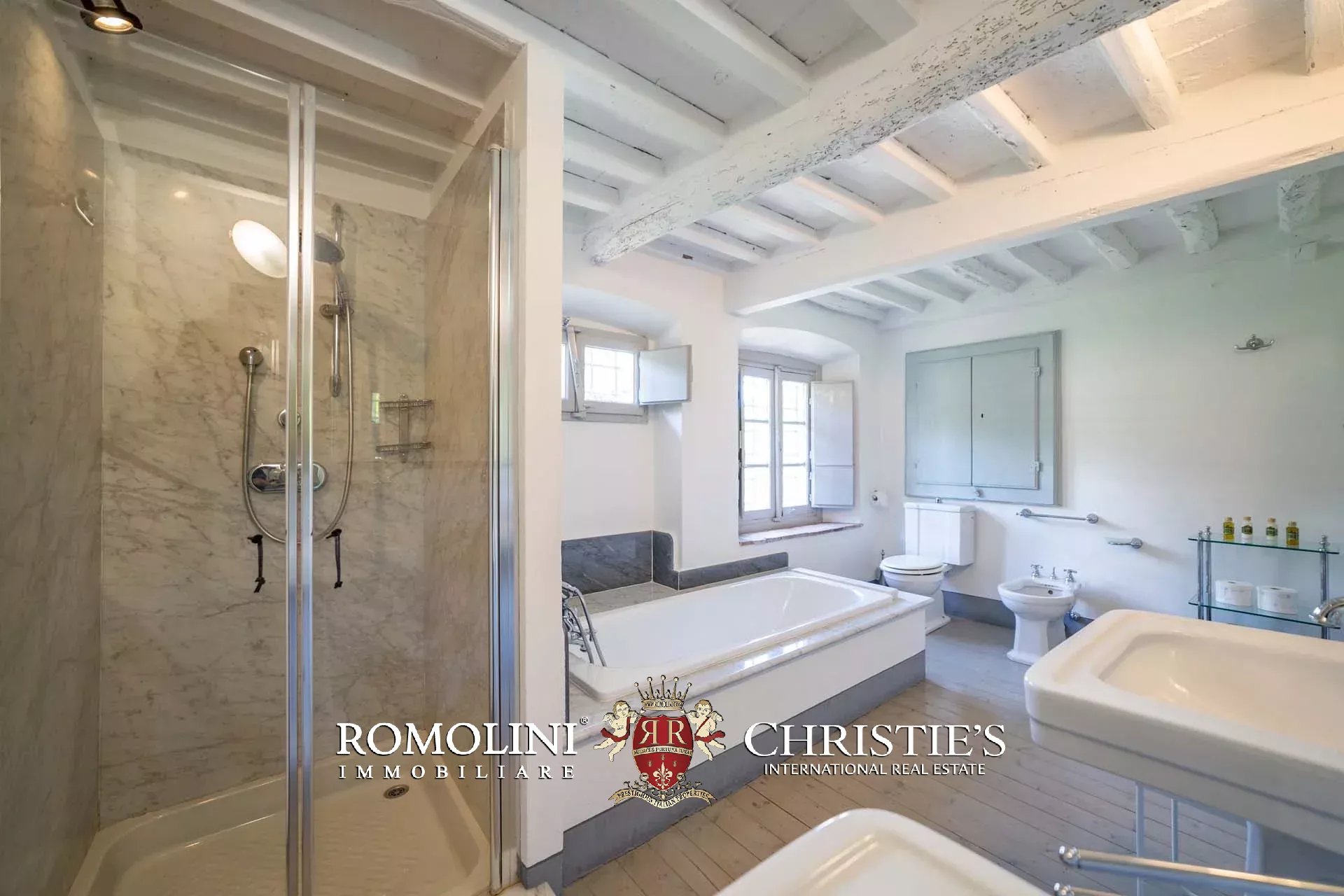 15 Bedroom Villa/Townhouse's Image 49