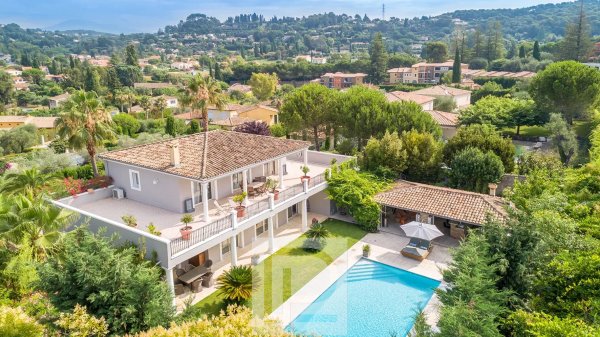 MOUGINS - ESTATE NEAR MOUGINS SCHOOL — photo 1