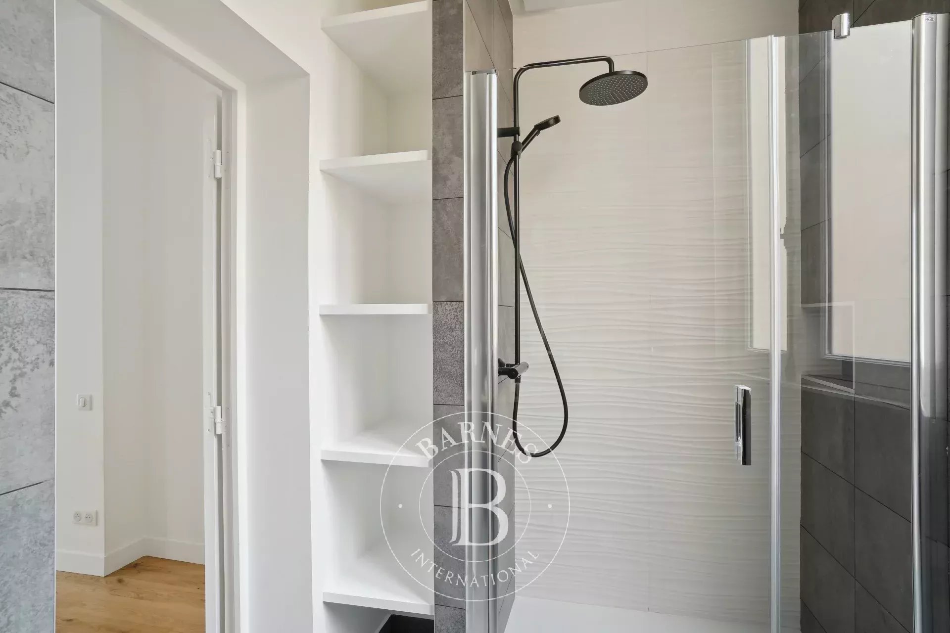 Daire Paris 6ème - picture 9