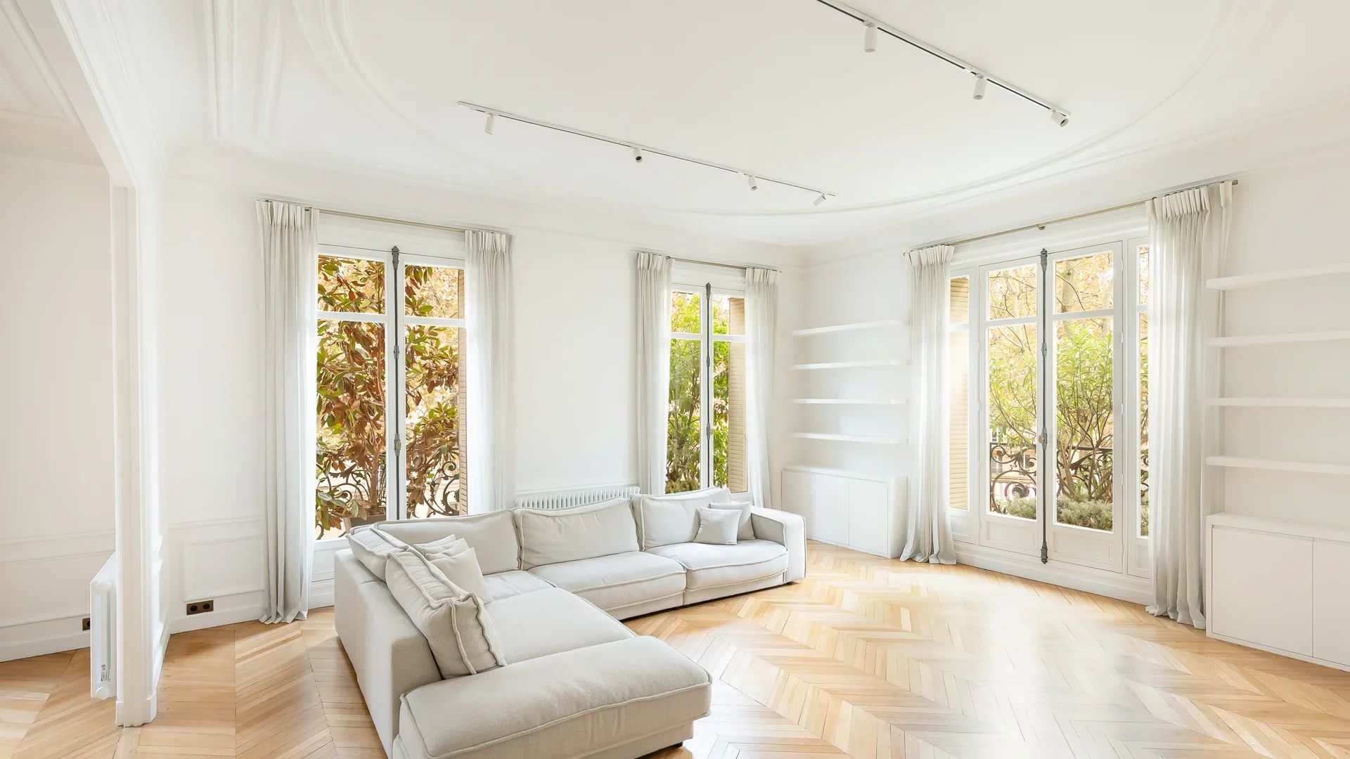 Paris 7e - BOURDONNAIS / CHAMP DE MARS