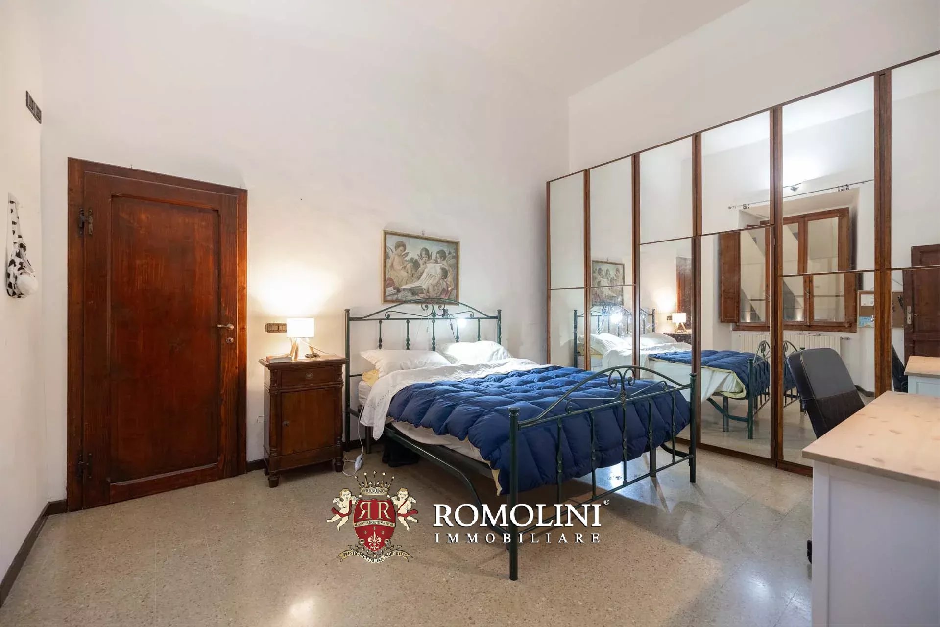 8 Bedroom Villa/Townhouse's Image 19