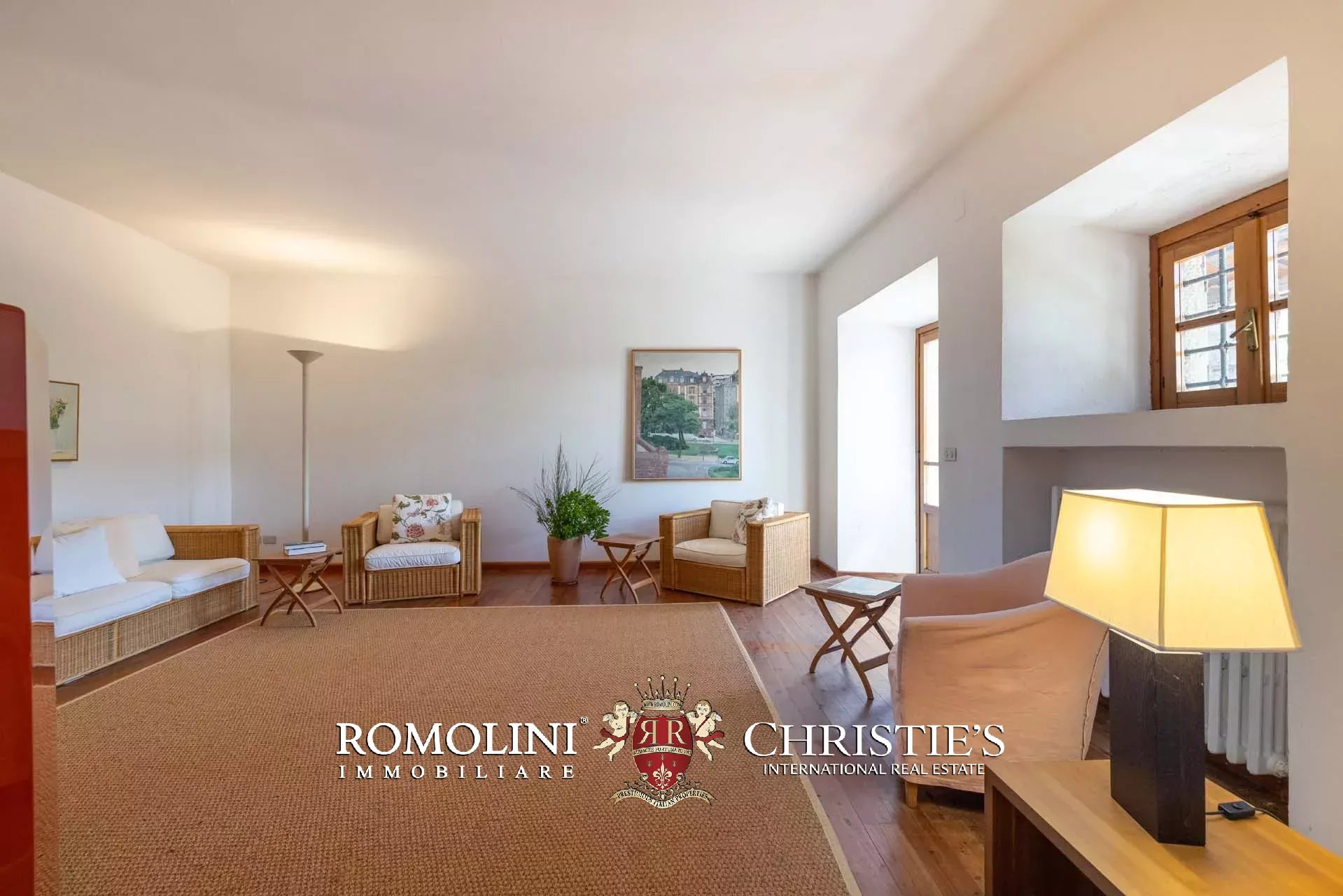 5 Bedroom Villa/Townhouse's Image 45