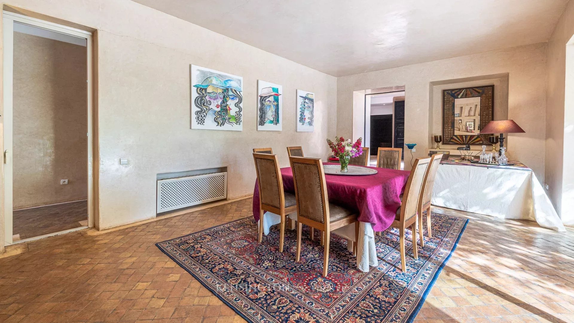 6 Bedroom Villa/Townhouse's Image 27