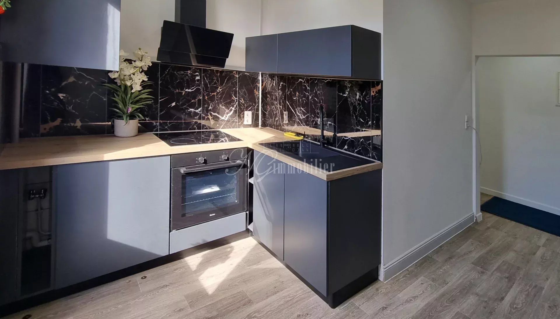 Agence immobilière de 