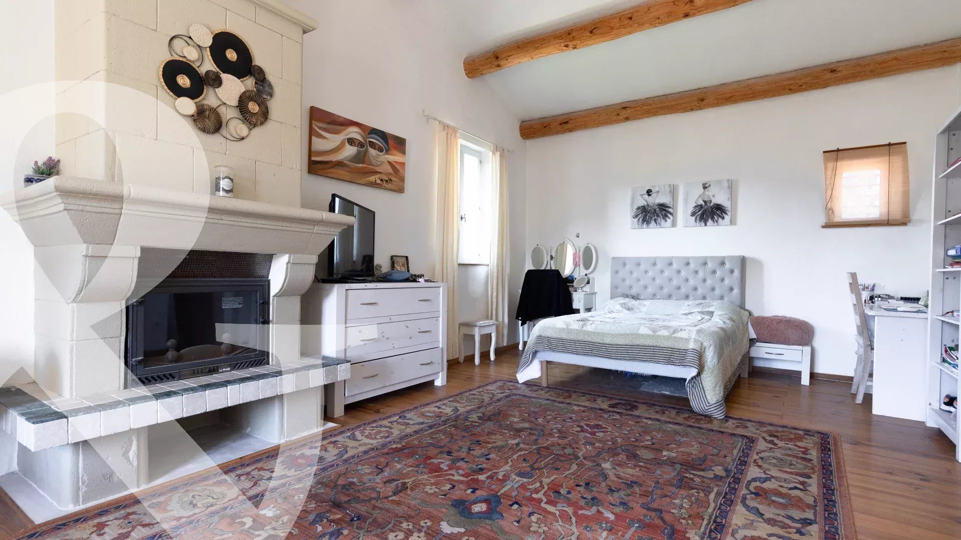 PROPRIETE AVEC 3 GITES