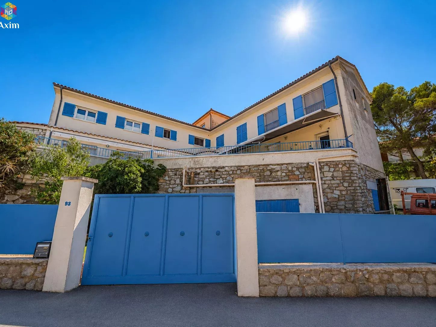 Agence immobilière de 