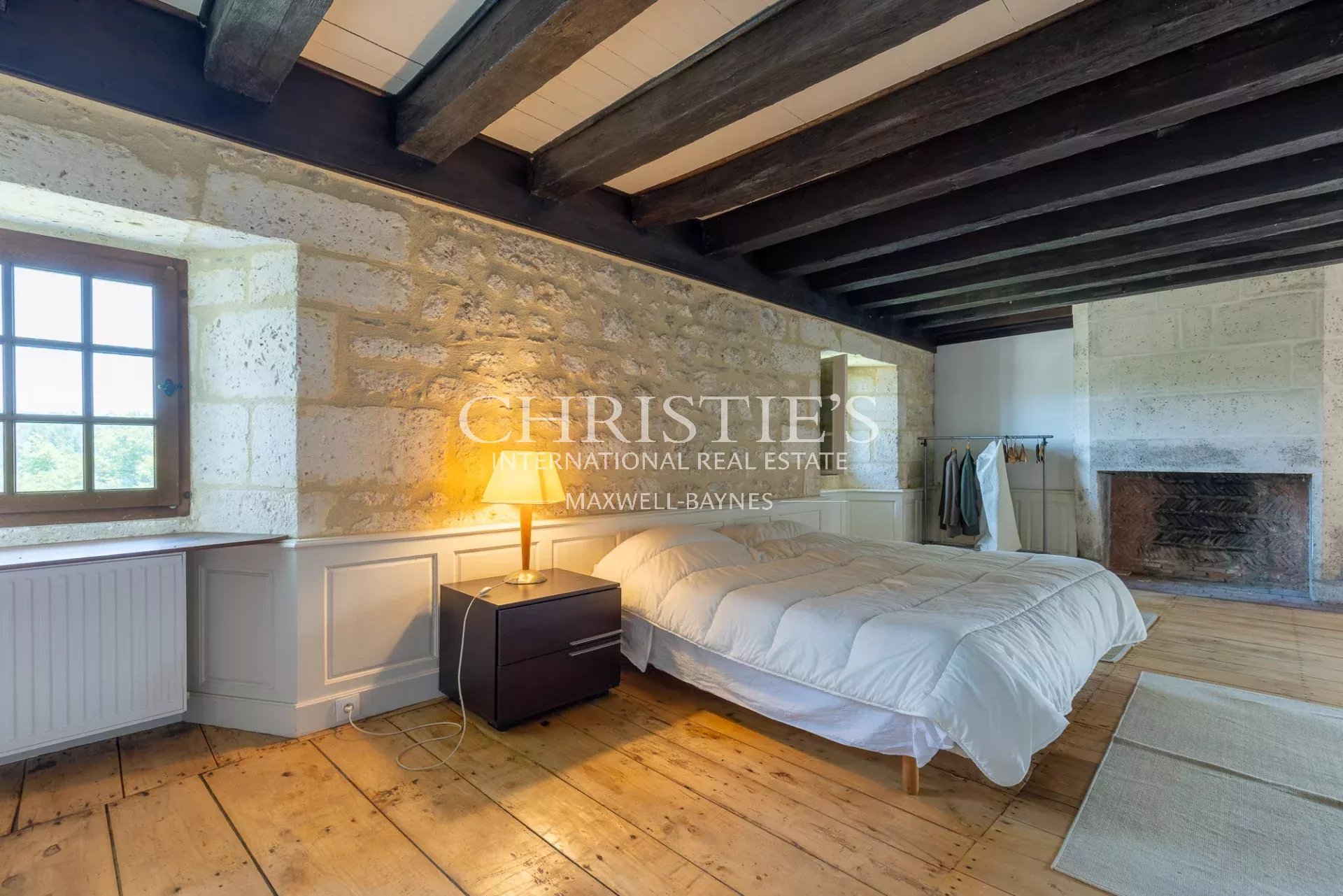 9 Bedroom Chateau's Image 21
