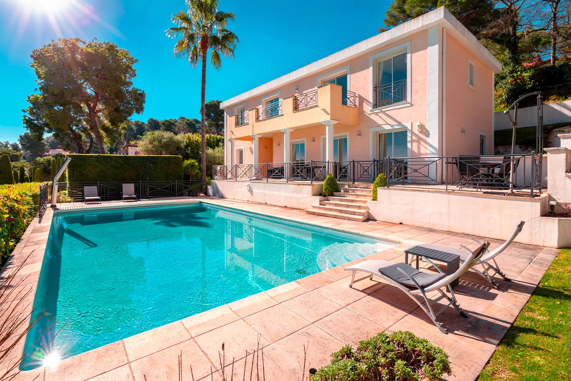 Agence immobilière de 