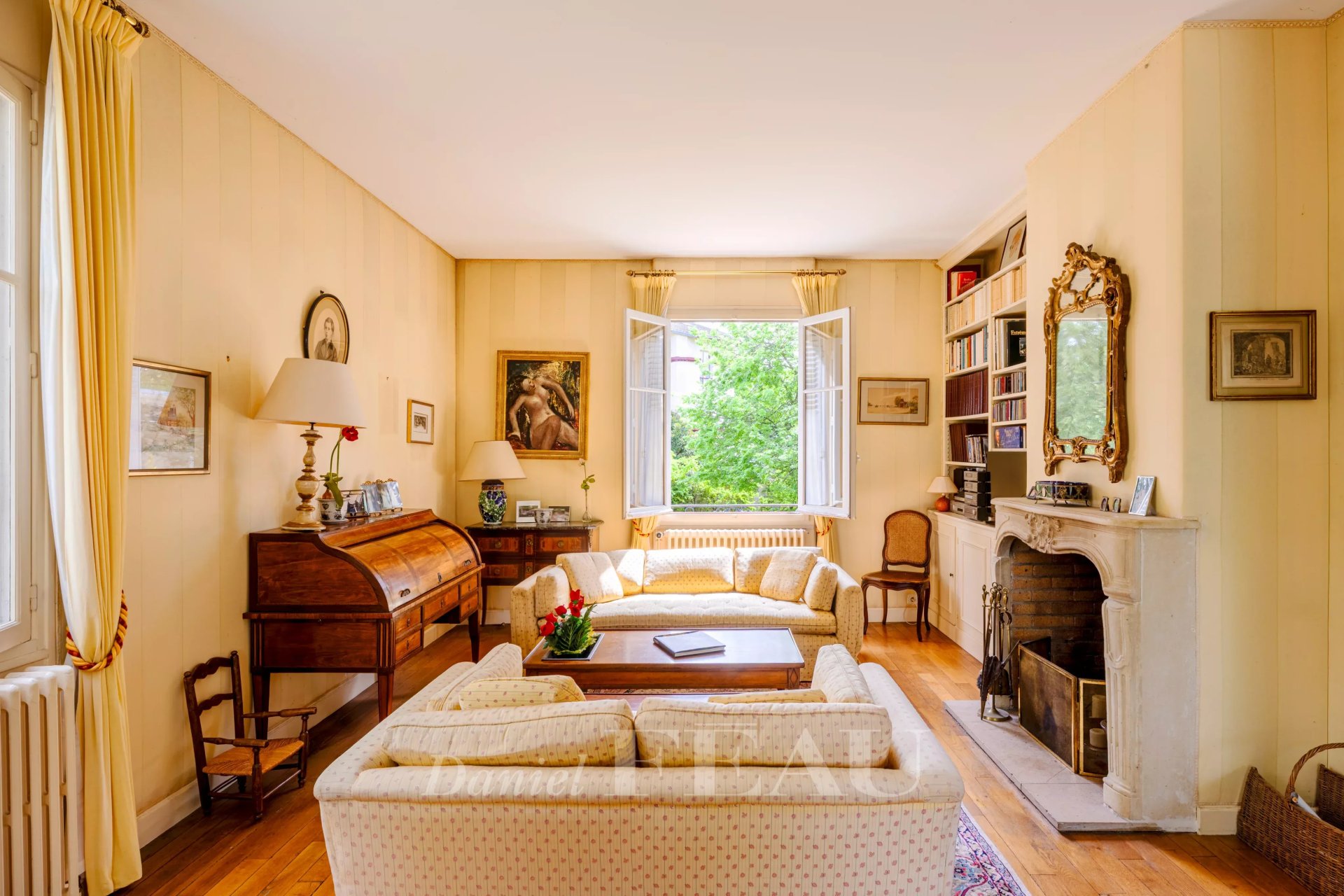 7 Bedroom Villa/Townhouse's Image 7