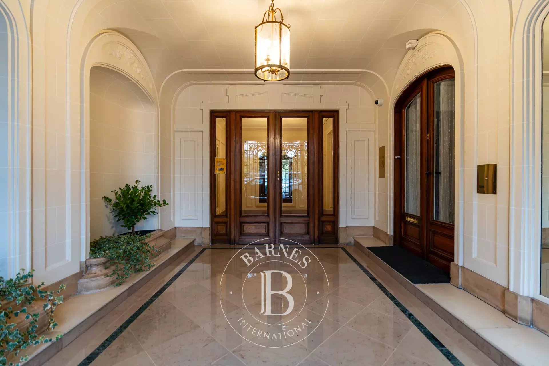 Daire Paris 16ème - picture 18