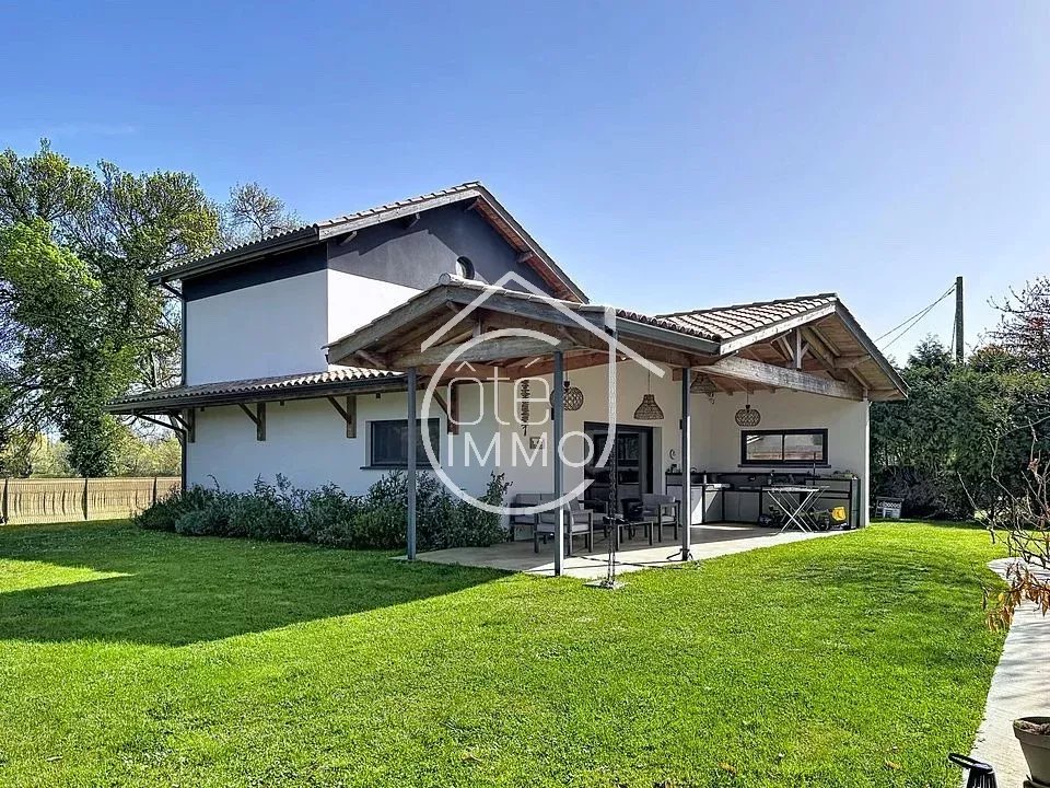 SAINT JEAN DE BLAIGNAC - Superbe maison 135 m2 avec piscine