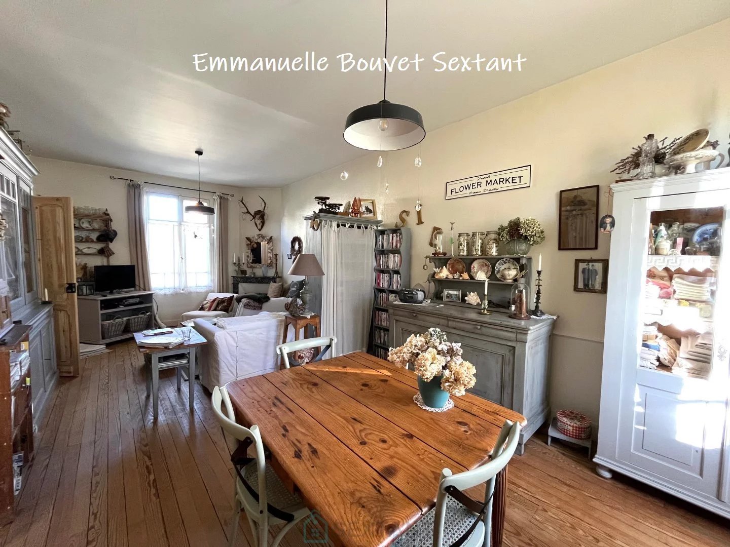 Rare sur Bergerac, quartier calme et prisé, belle maison de ville, 5 chambres, 2 sde, jardin, piscine, garage