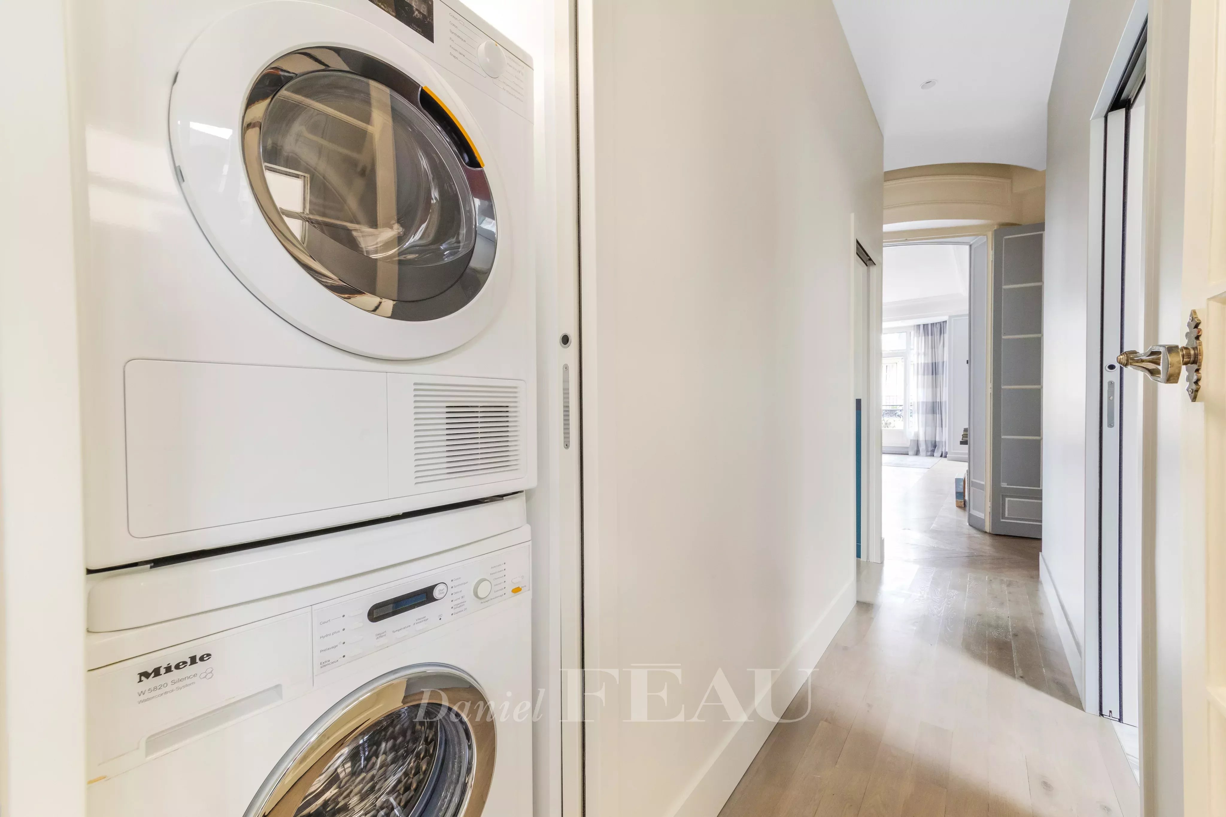 Rental Apartment Paris 17th