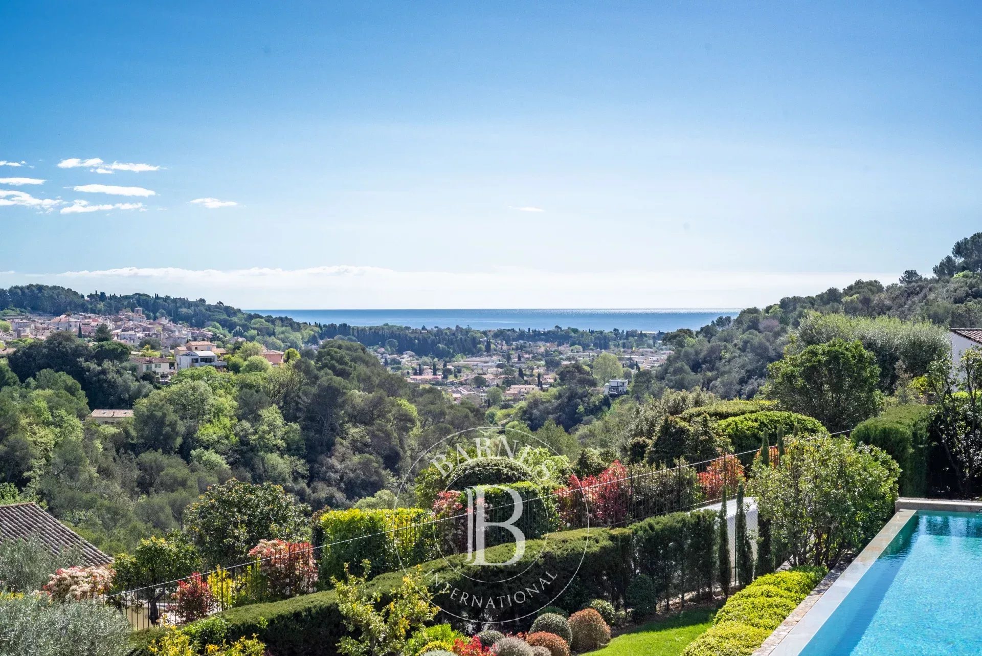 Entre Cannes et Nice - Domaine fermé - Contemporaine d’exception - Vue mer - picture 5