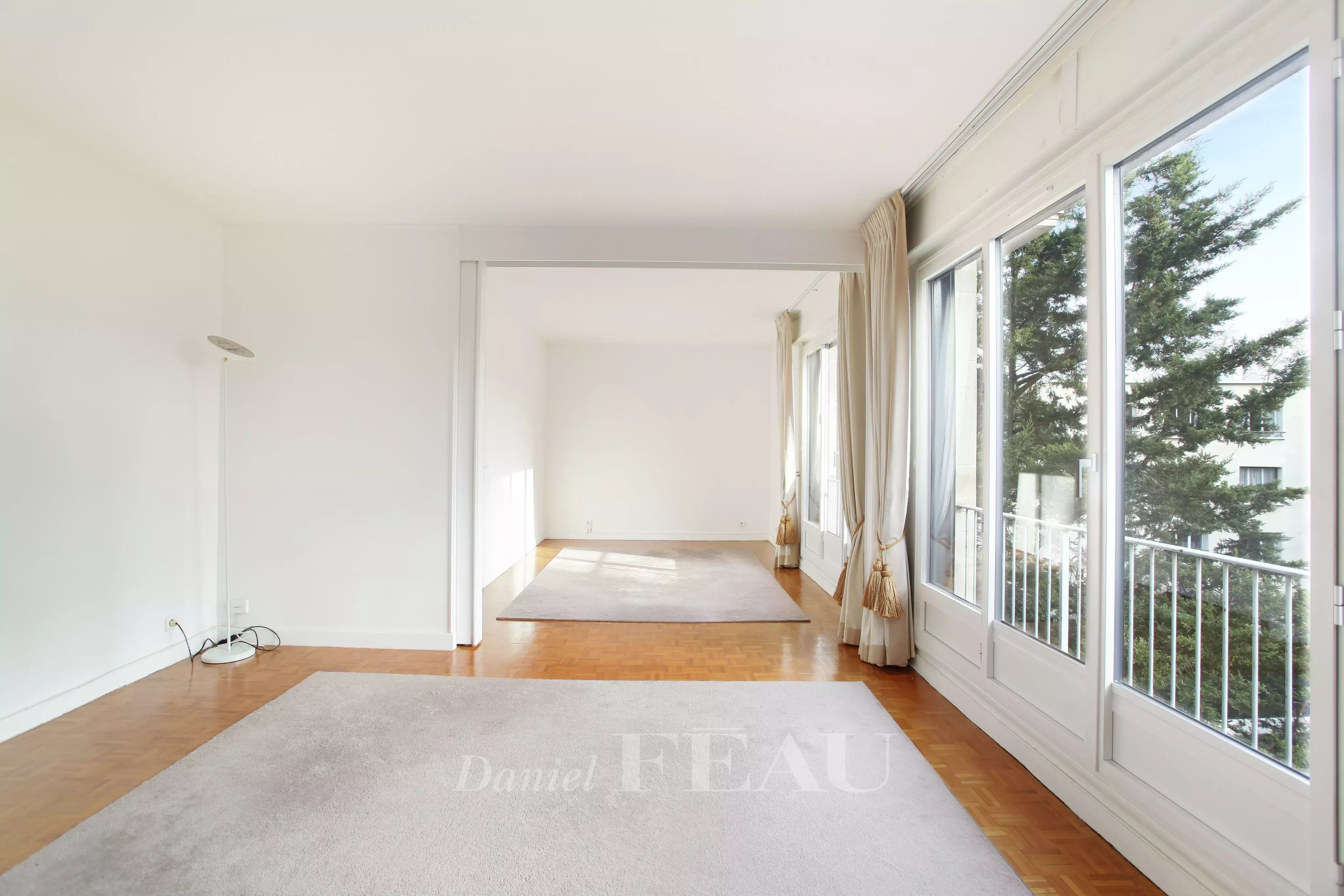 Rental Apartment Neuilly-sur-Seine