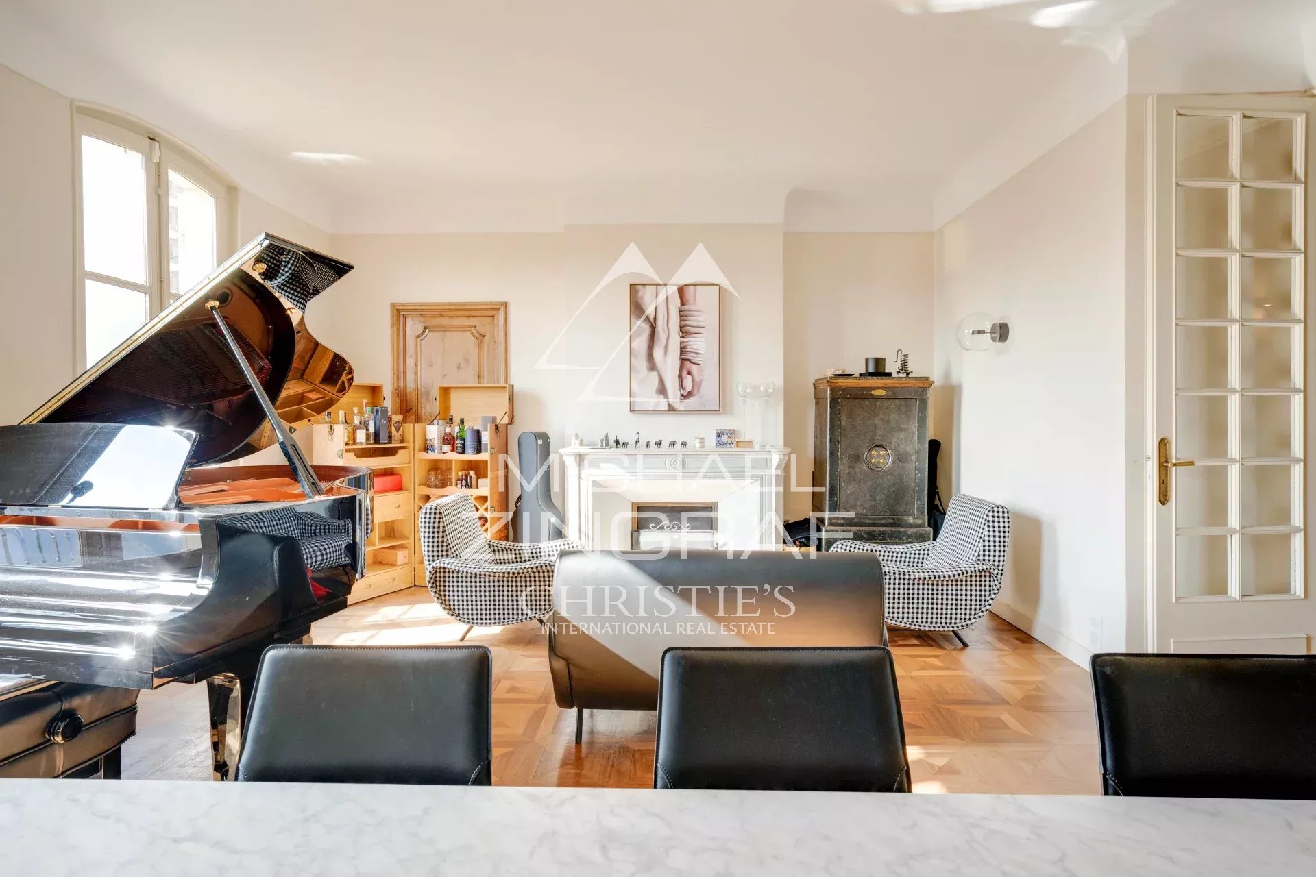 3 Bedroom Apartment/Flat's Image 4