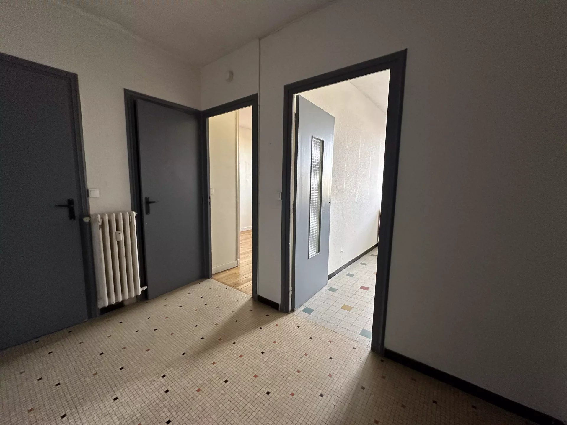 86469818 Vente Lyon 8ème