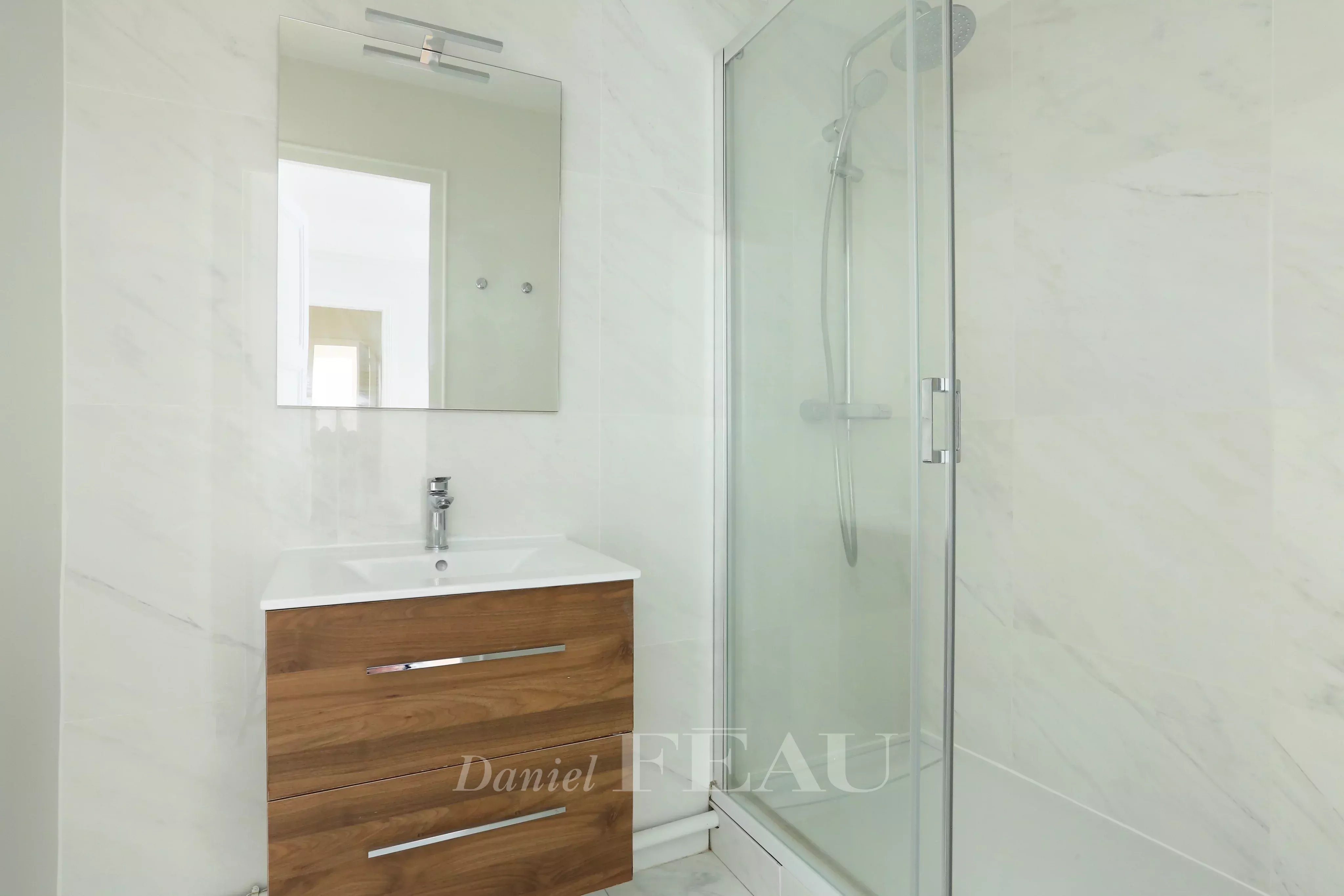 Rental Apartment Neuilly-sur-Seine