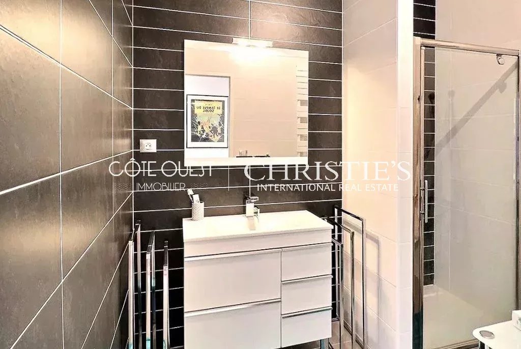 2 Bedroom Apartment/Flat's Image 9