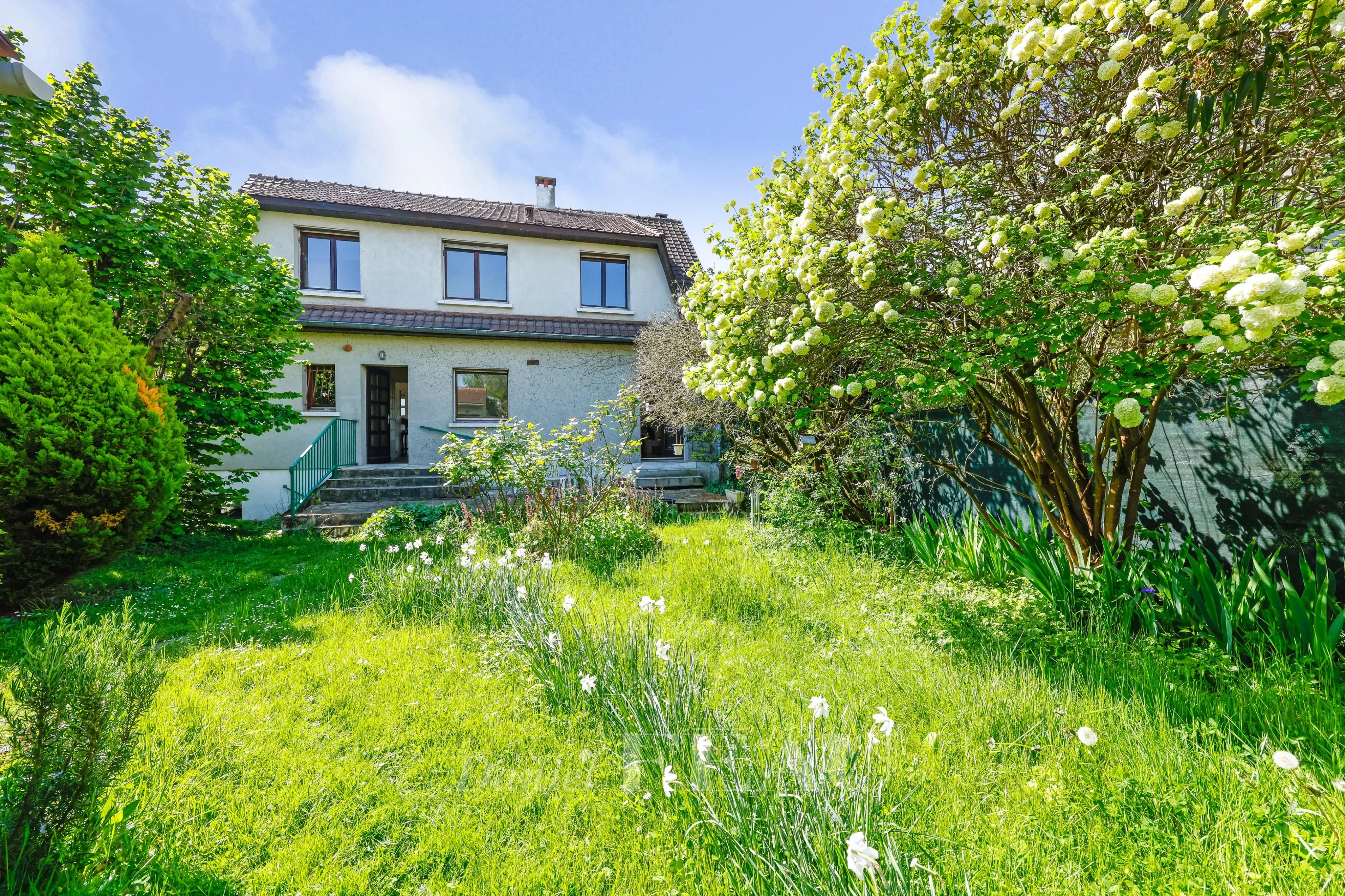 Saint-Cloud - Montretout - Maison familiale.