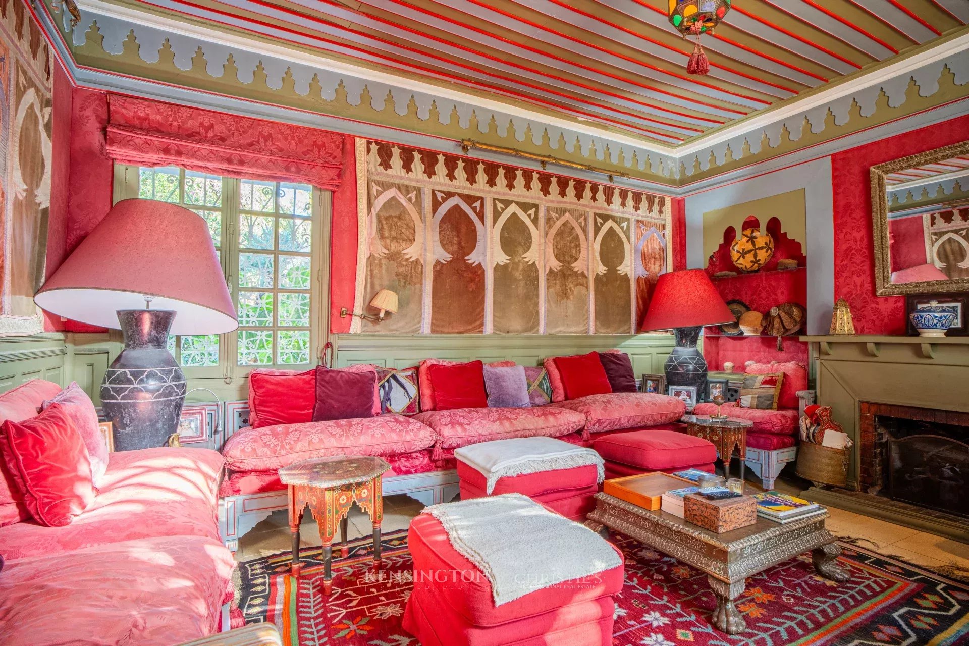 6 Bedroom Villa/Townhouse's Image 8