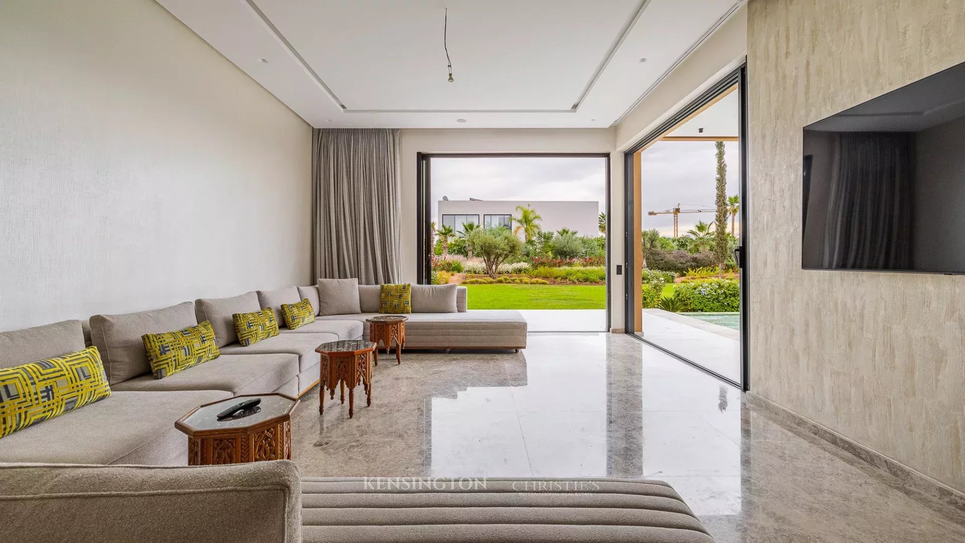 5 Bedroom Villa/Townhouse's Image 8