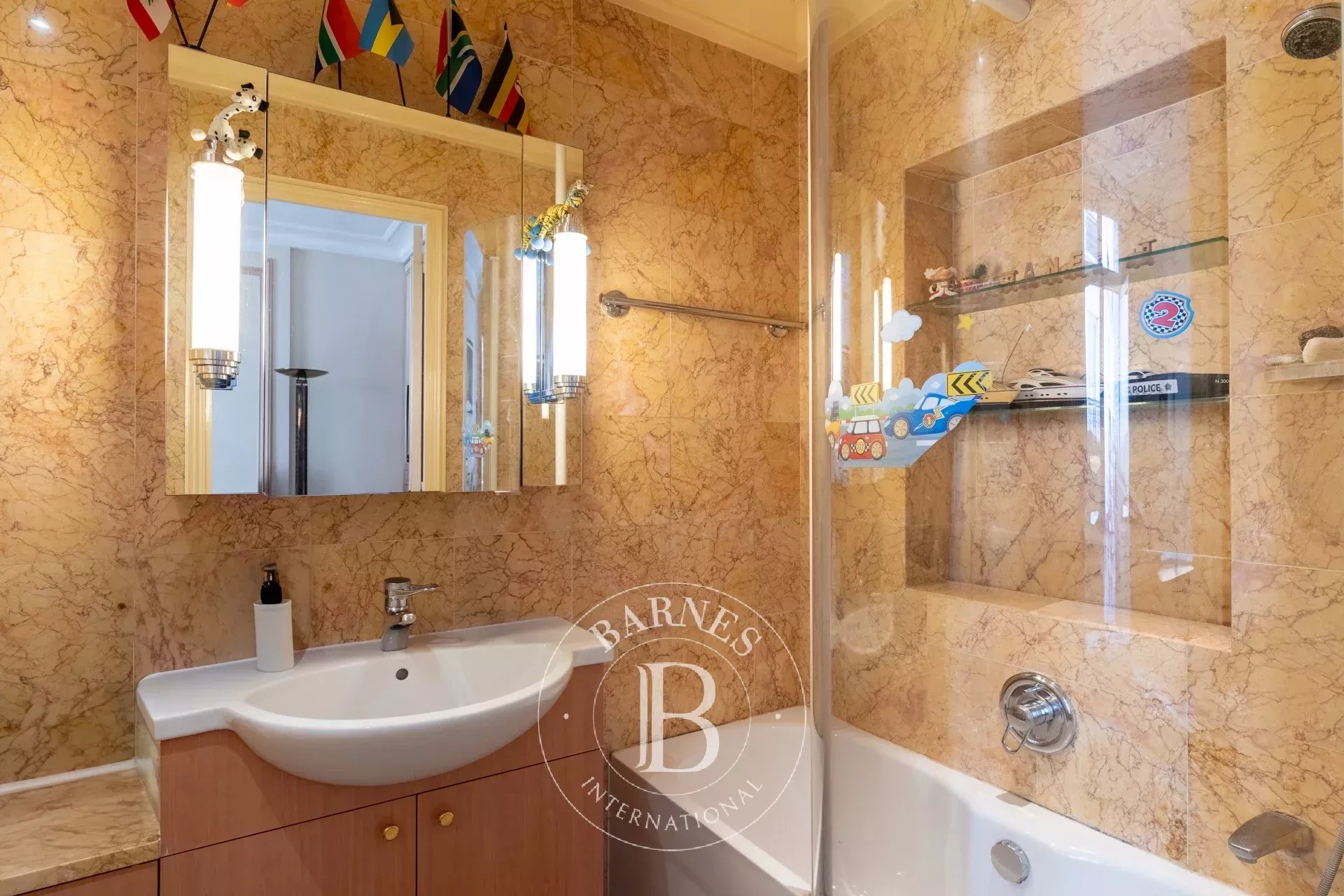 Daire Paris 16ème - picture 16